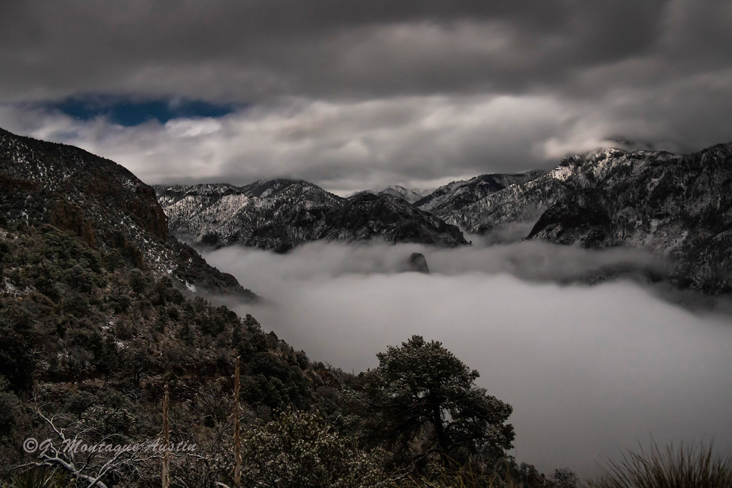 Whitewater overlook Night Fog