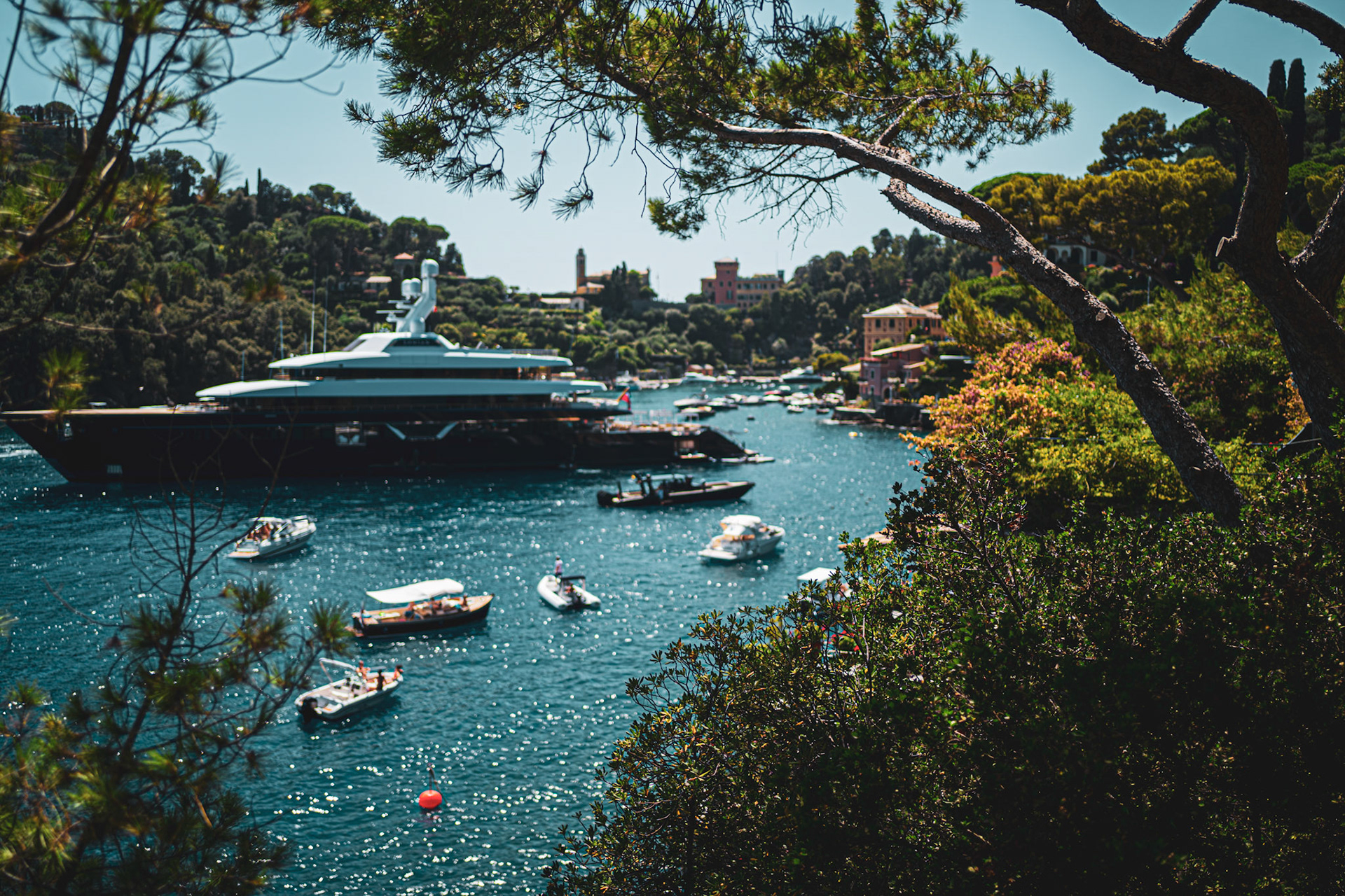 Boats for scale, Portofino