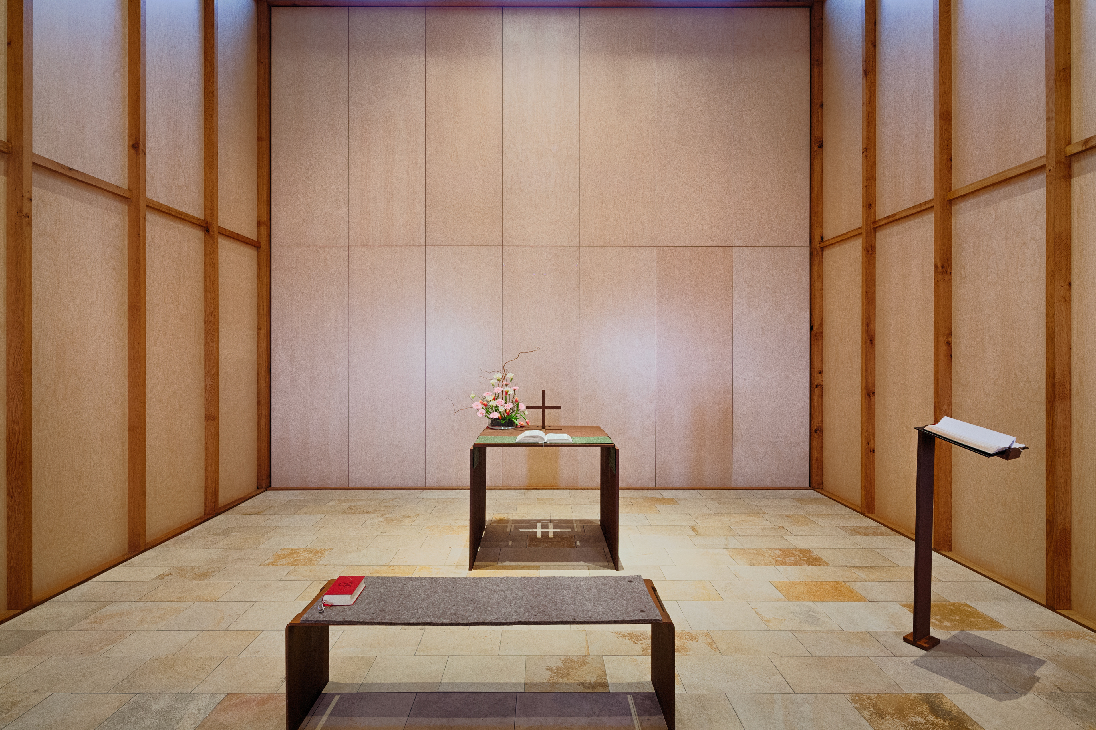 Architekturfotos der AUTOBAHNKAPELLE HAMM