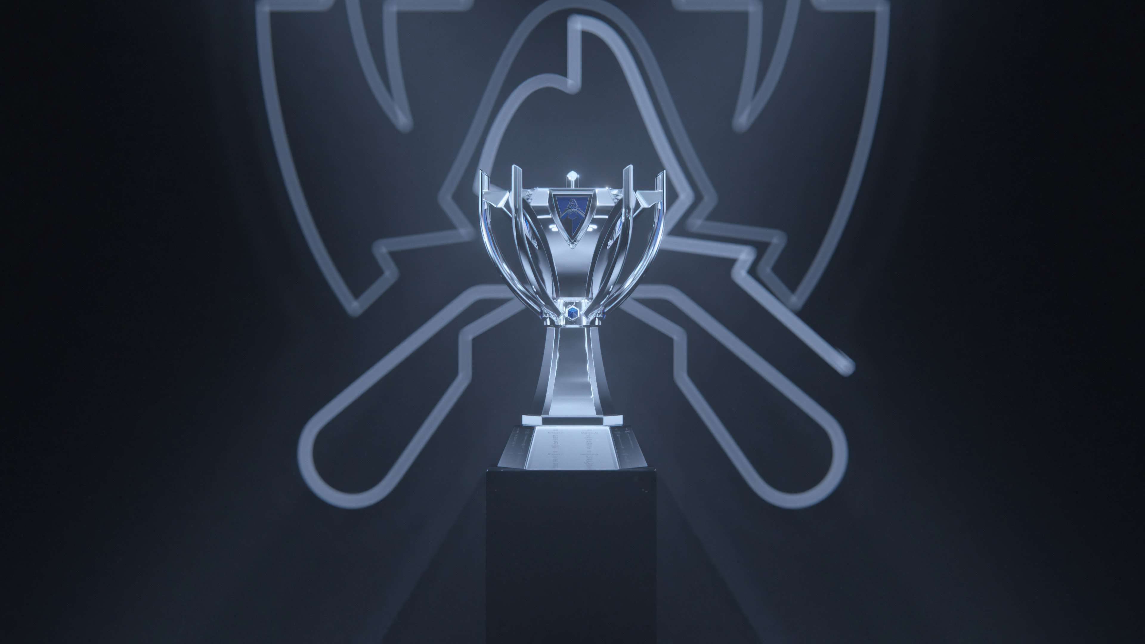 Ronaldo Amador - League of Legends Worlds X Tiffany & Co. Trophy