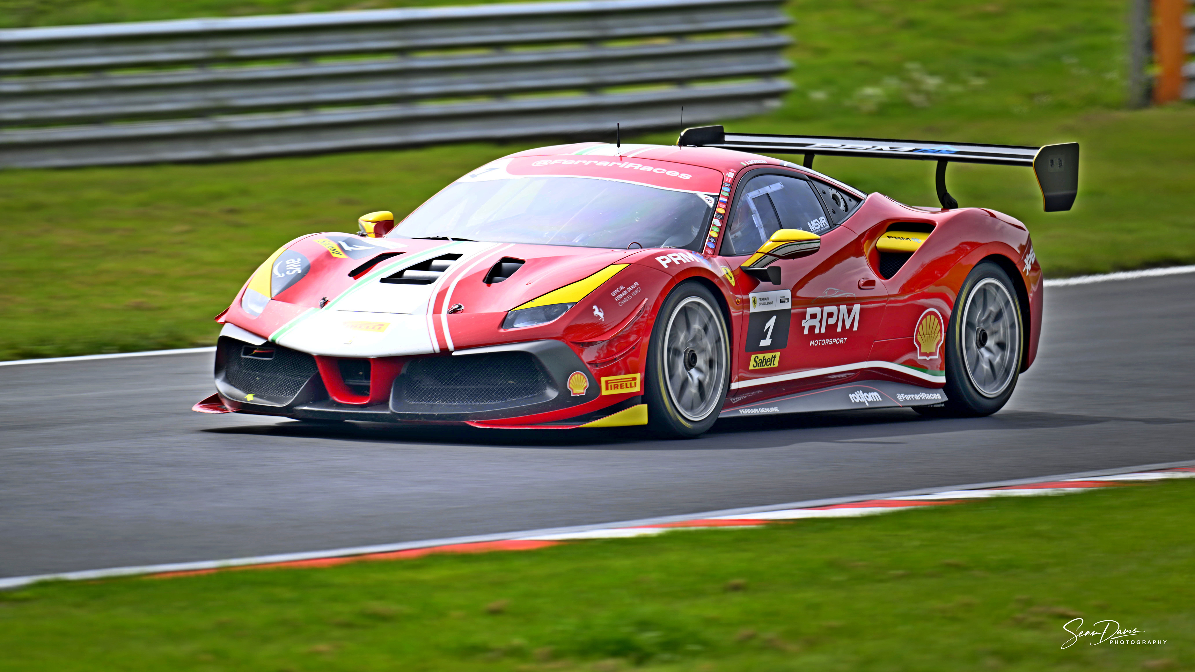 Ferrari 296 Challenge