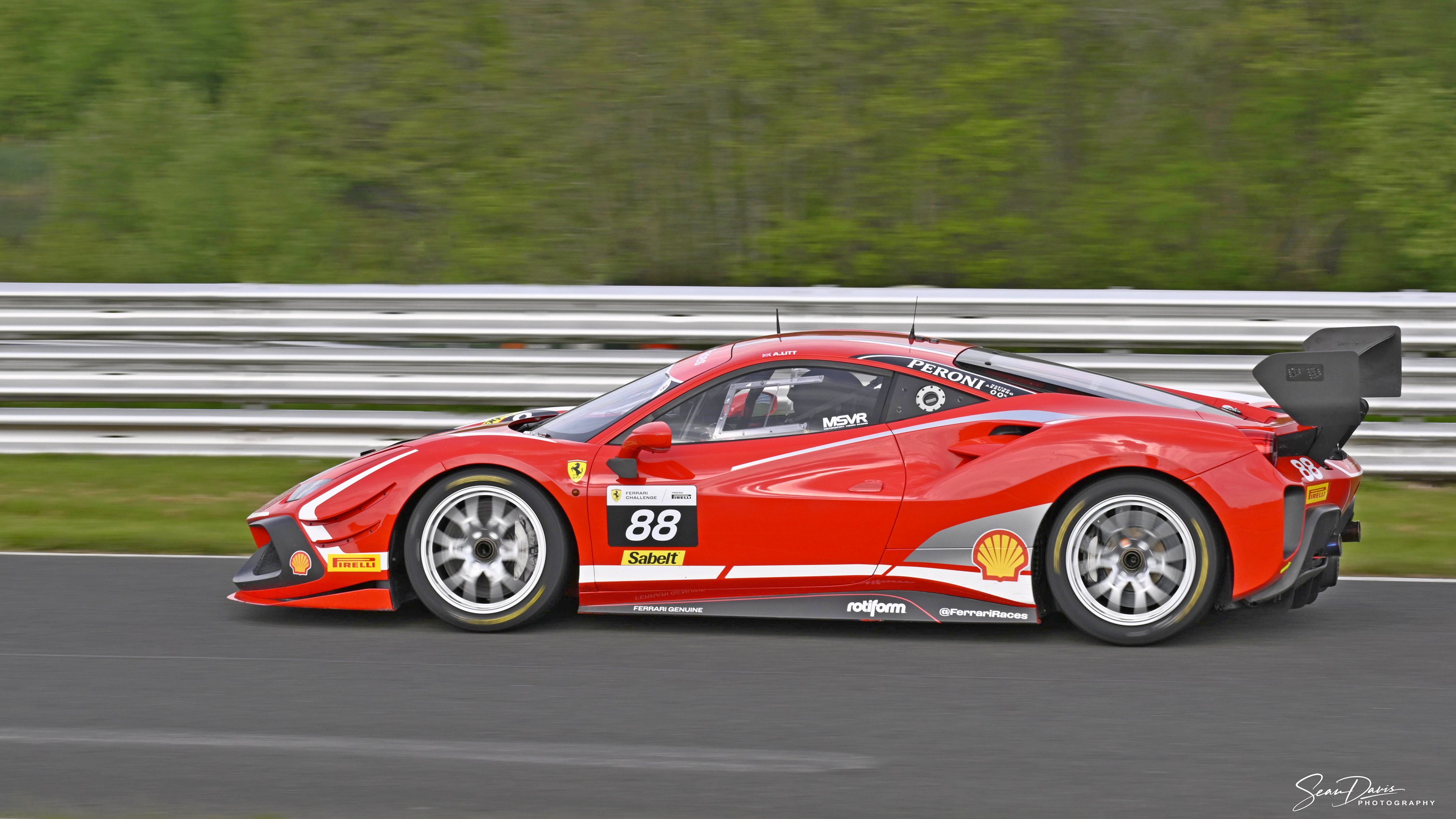 Ferrari 296 Challenge