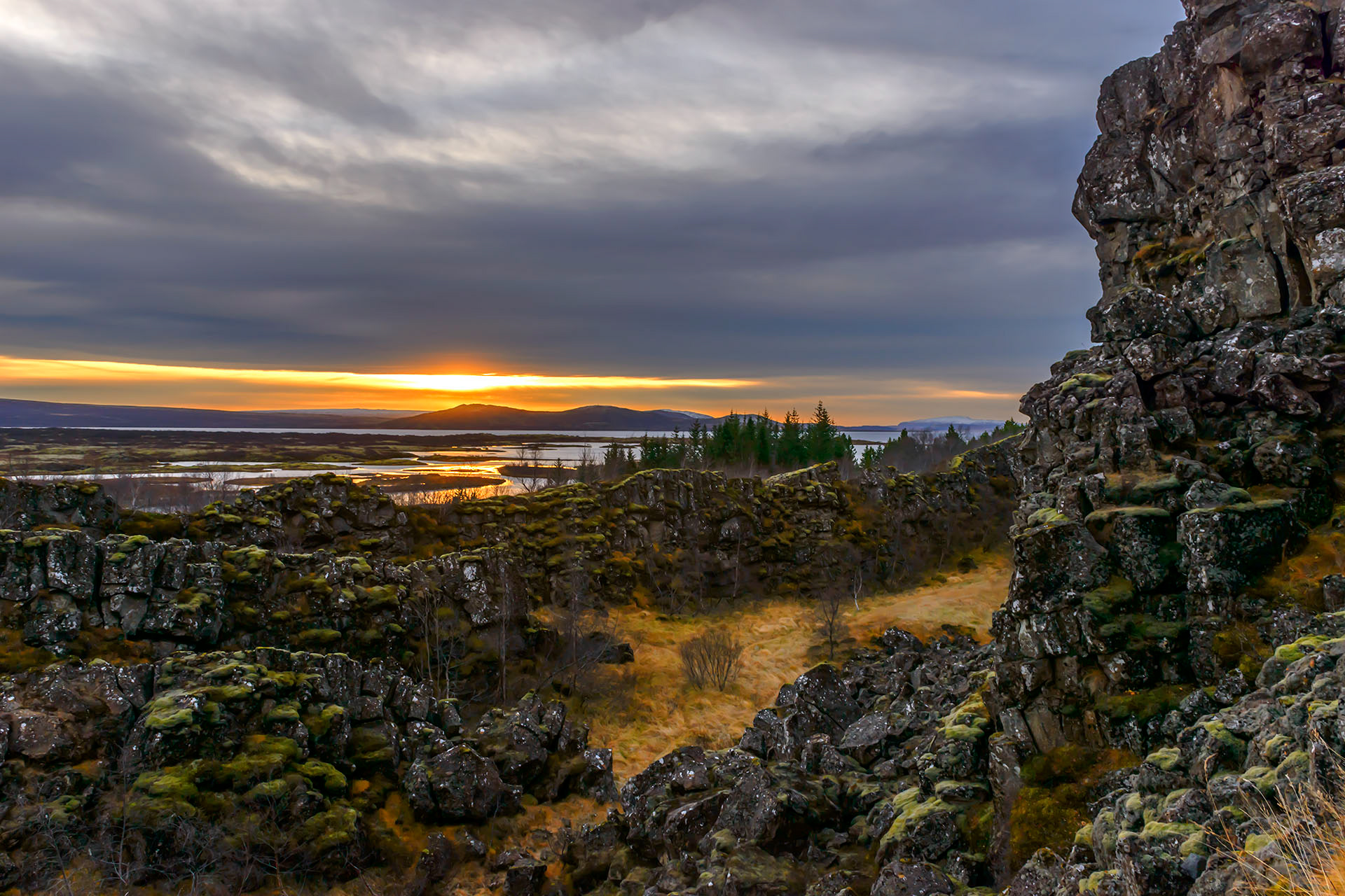 Pengvillir, Iceland