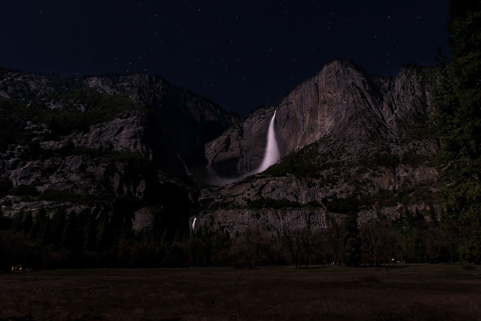 Upper and lower Yosemite Falls
