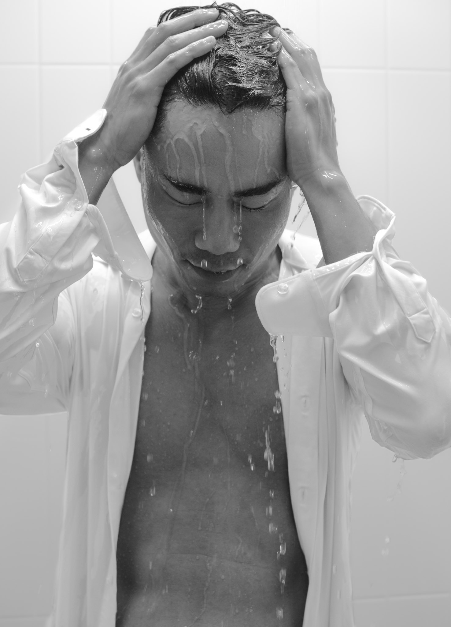 Hostion by Whte.jp w/Andy Le