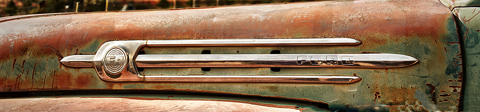 Ford F4 Hood Panorama