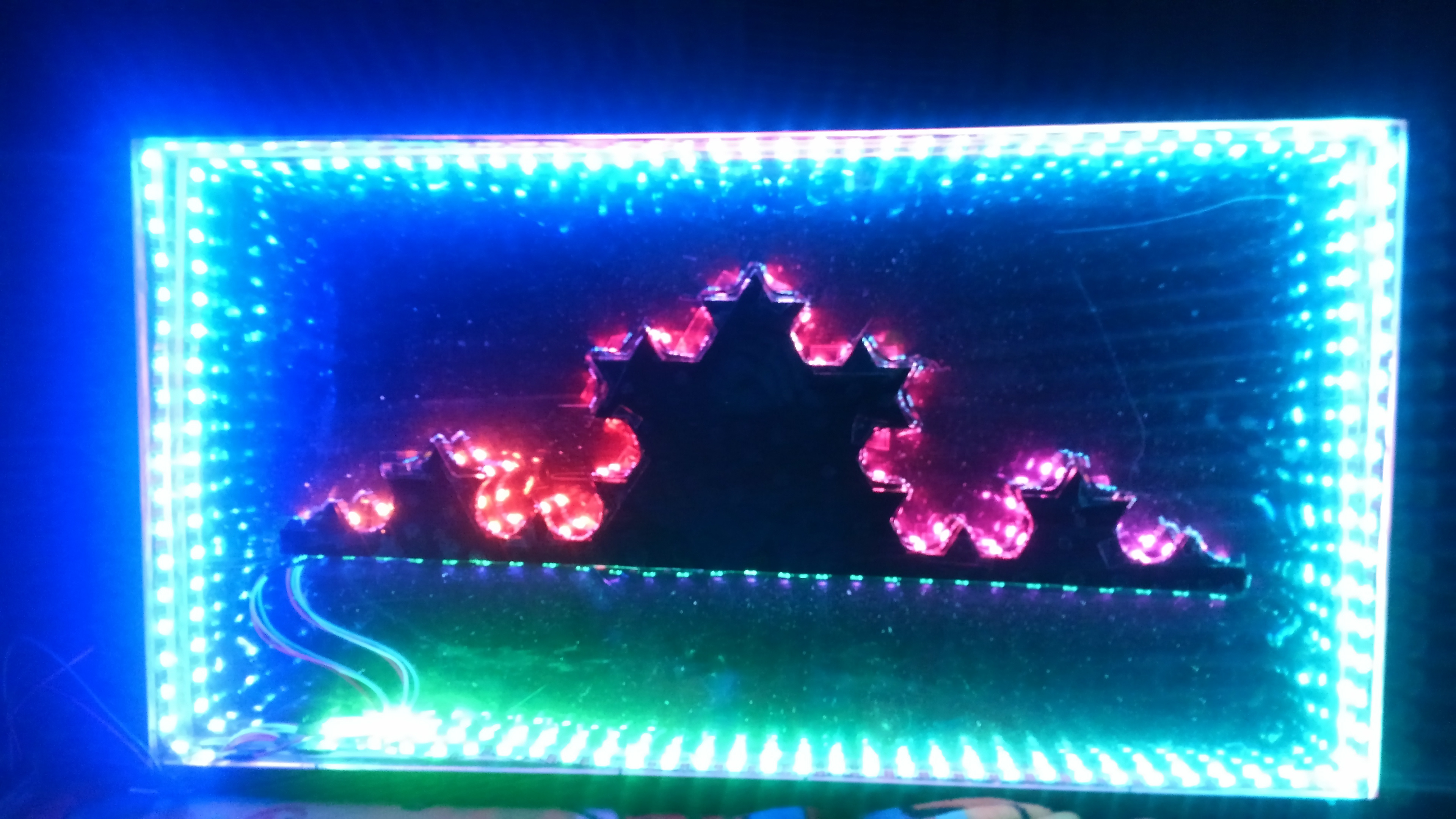 Koch Curve Fractal Infinity Mirror