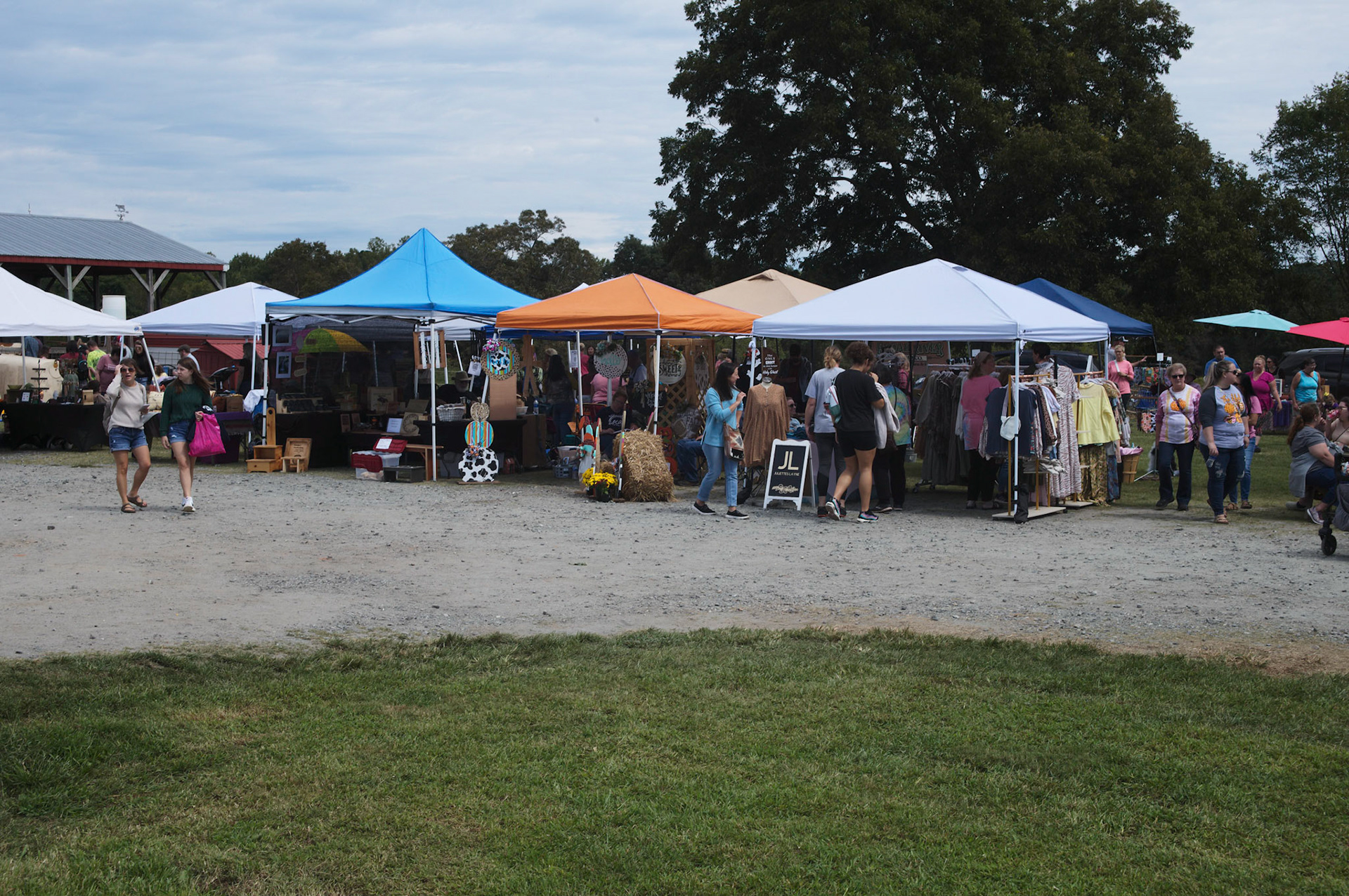 Guernsey Girl Creamery Fall Fun Day on Saturday, September 24, 2022 in Shelby, NC.©2022 Bob CareyLEICA M11, 50 – SS 1/60, F 5.6, ISO 64