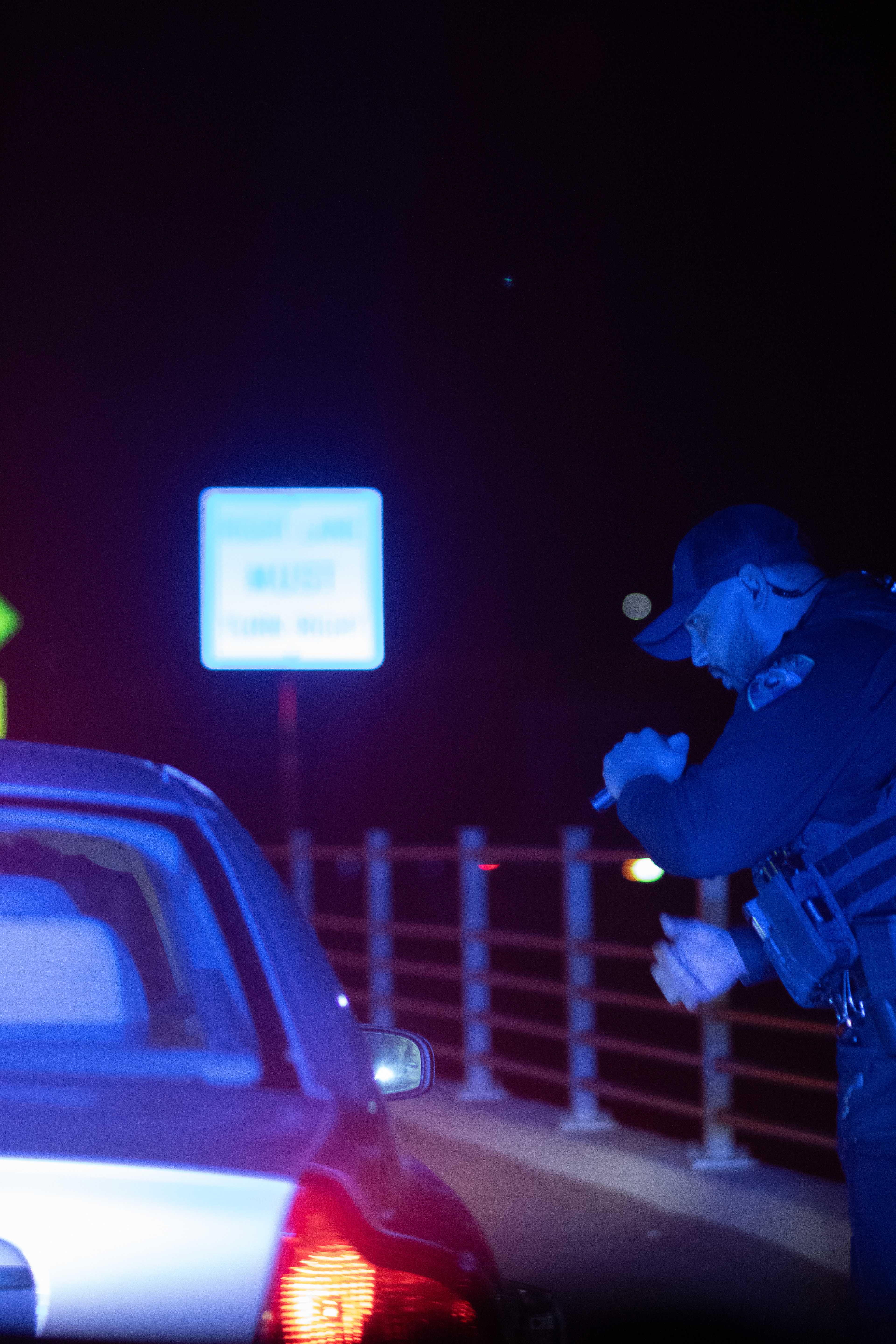 In Nevada, officers have discretion to issue a misdemeanor citation instead of making an arrest for a warrant, officer let them go.