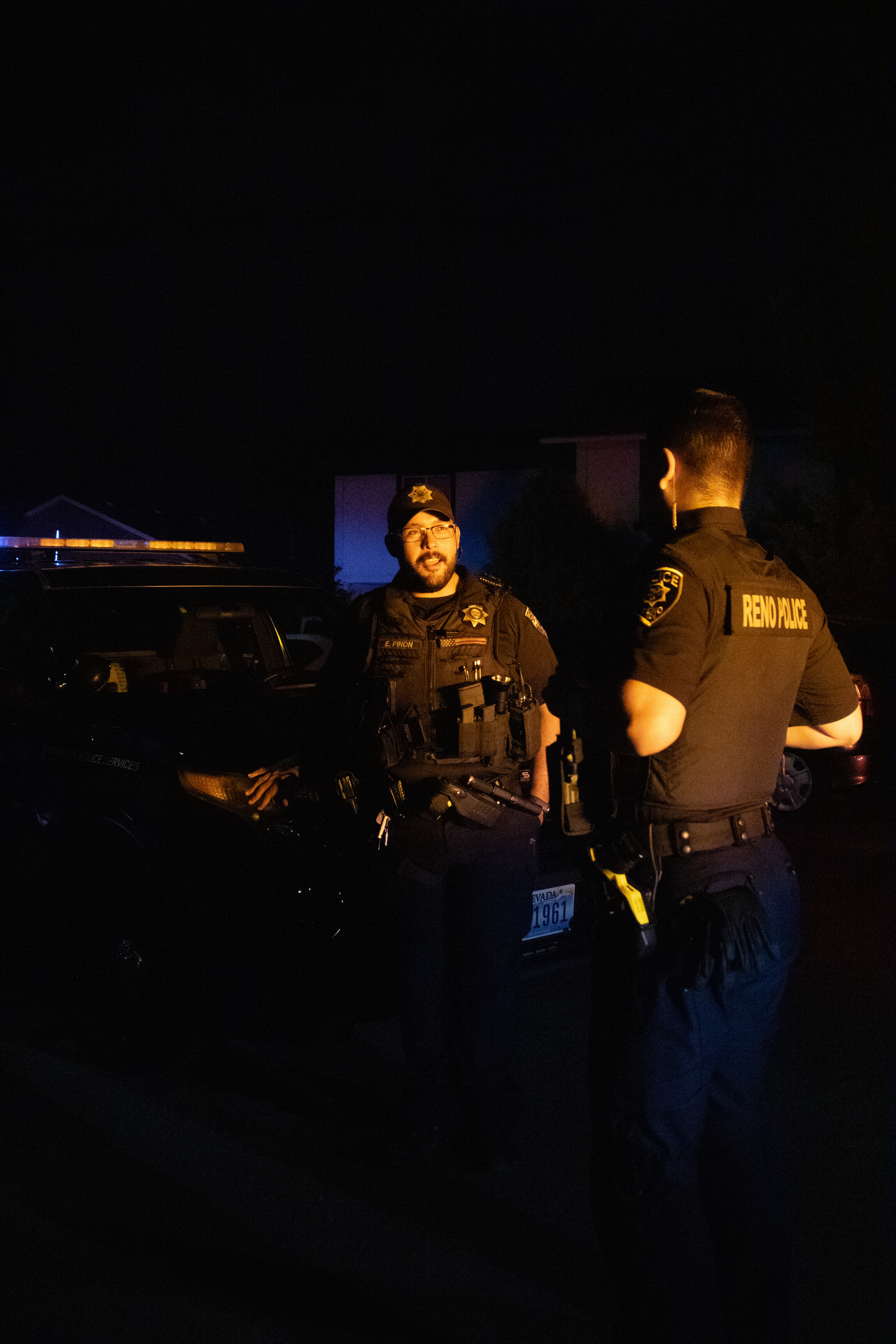 UNR-PD briefing with Reno-PD after assisting, with pull-over.