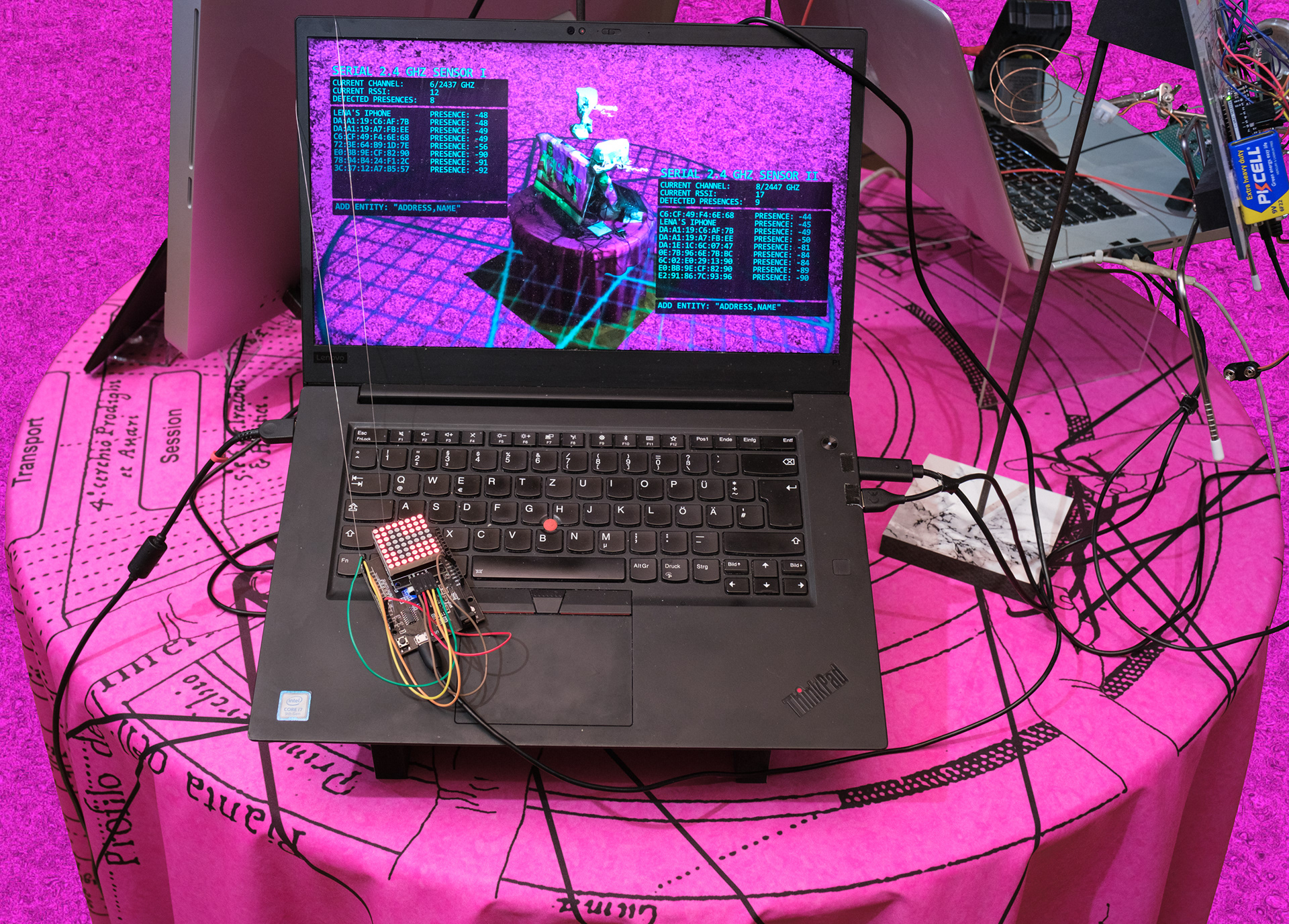 Specters of the Internet – Installation – Foto: Nick Förster