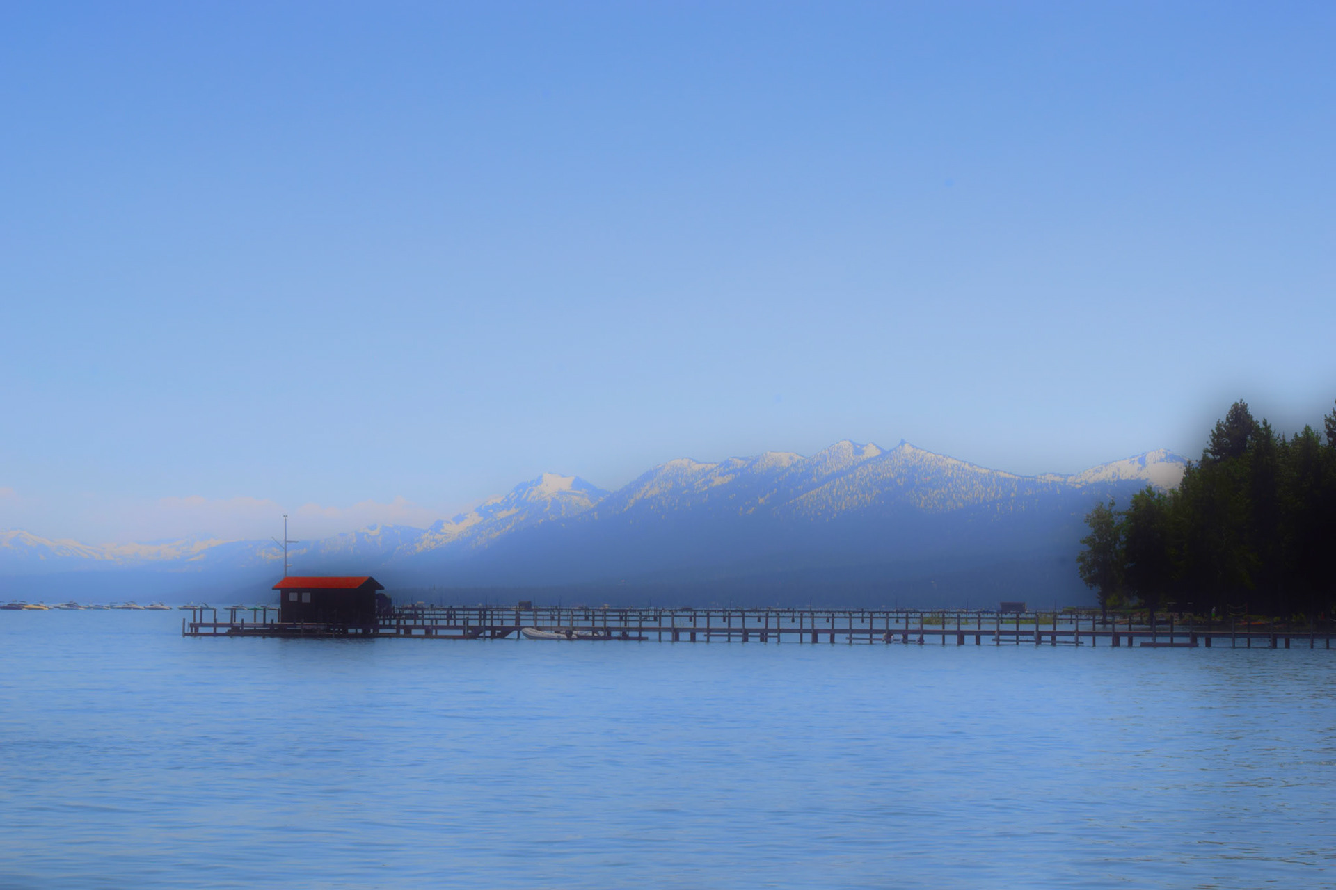 Tahoe Beach hut