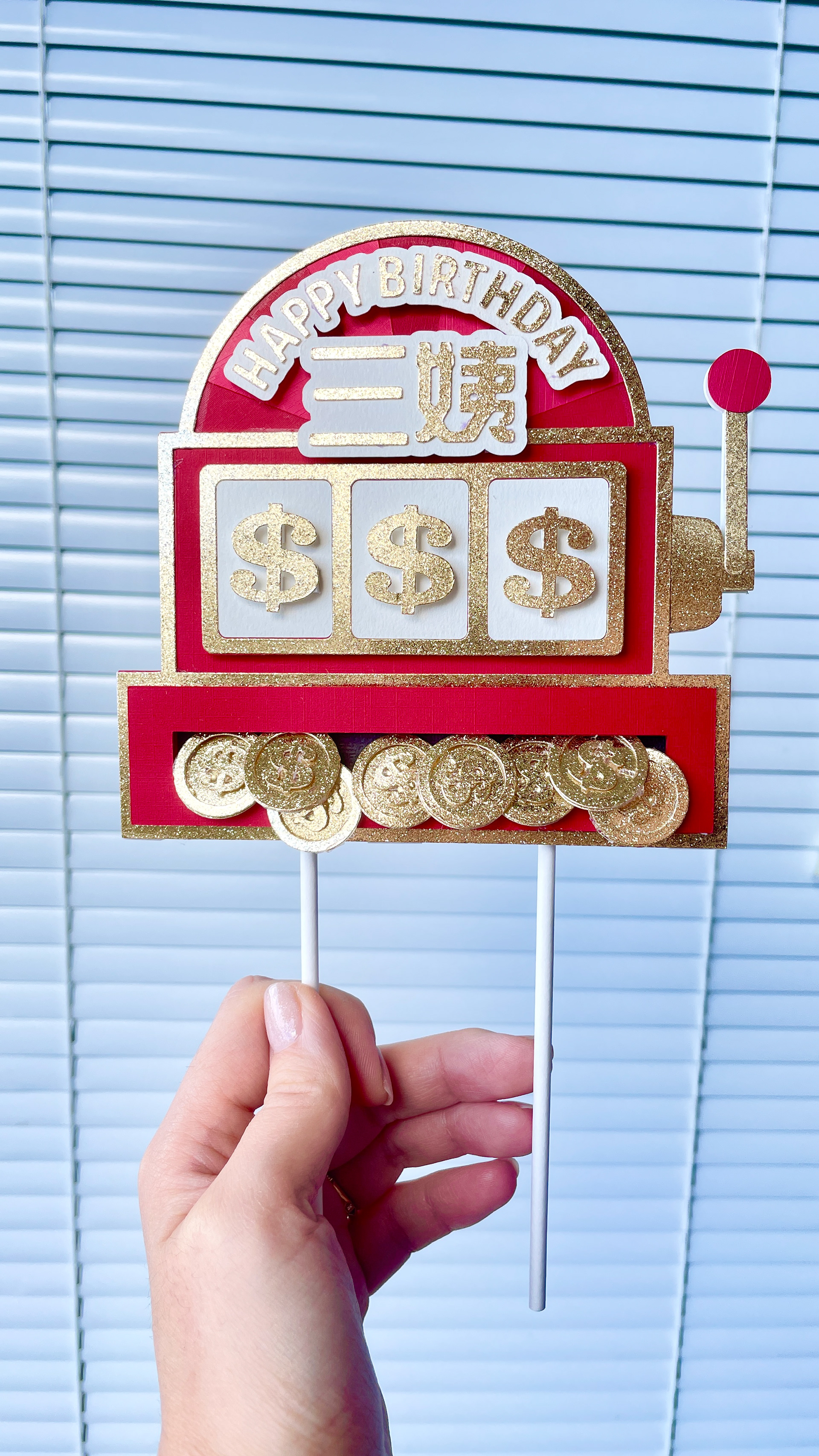 Final product of the cake topper