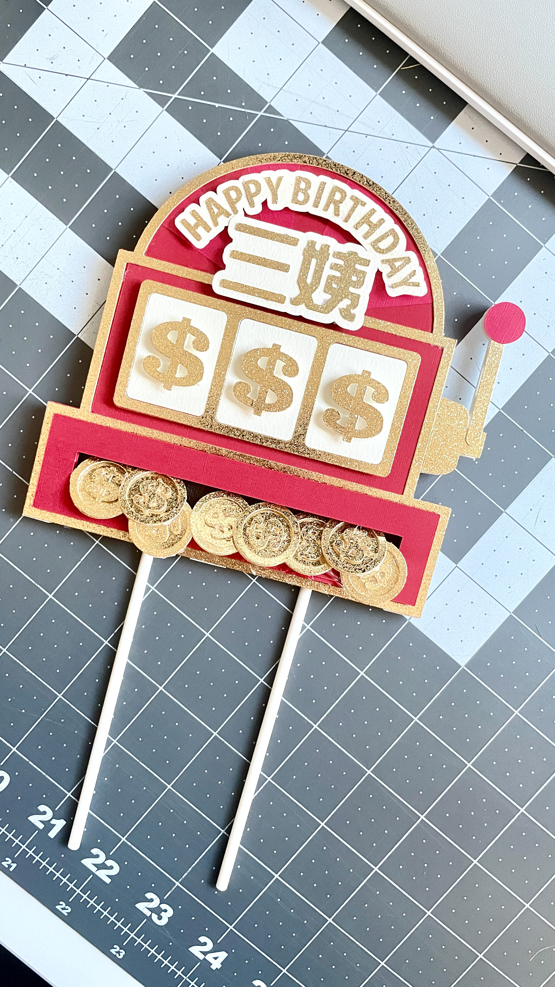 Final product of the cake topper