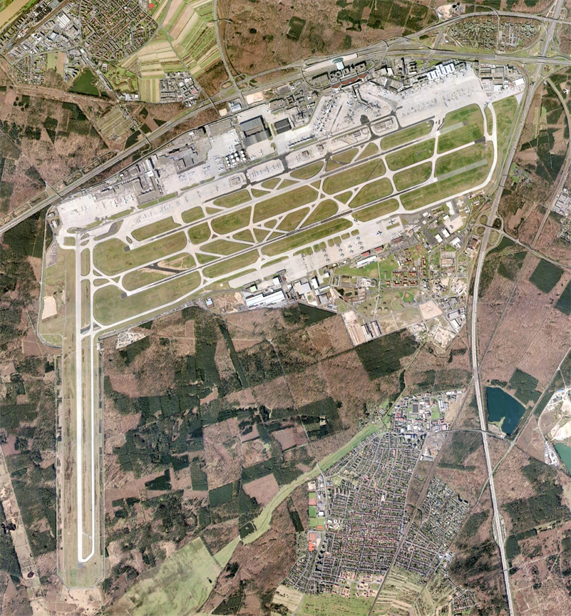 Frankfurt International Airport, Frankfurt, Germany, 2007, 46.5” x 50.6”, digital print
