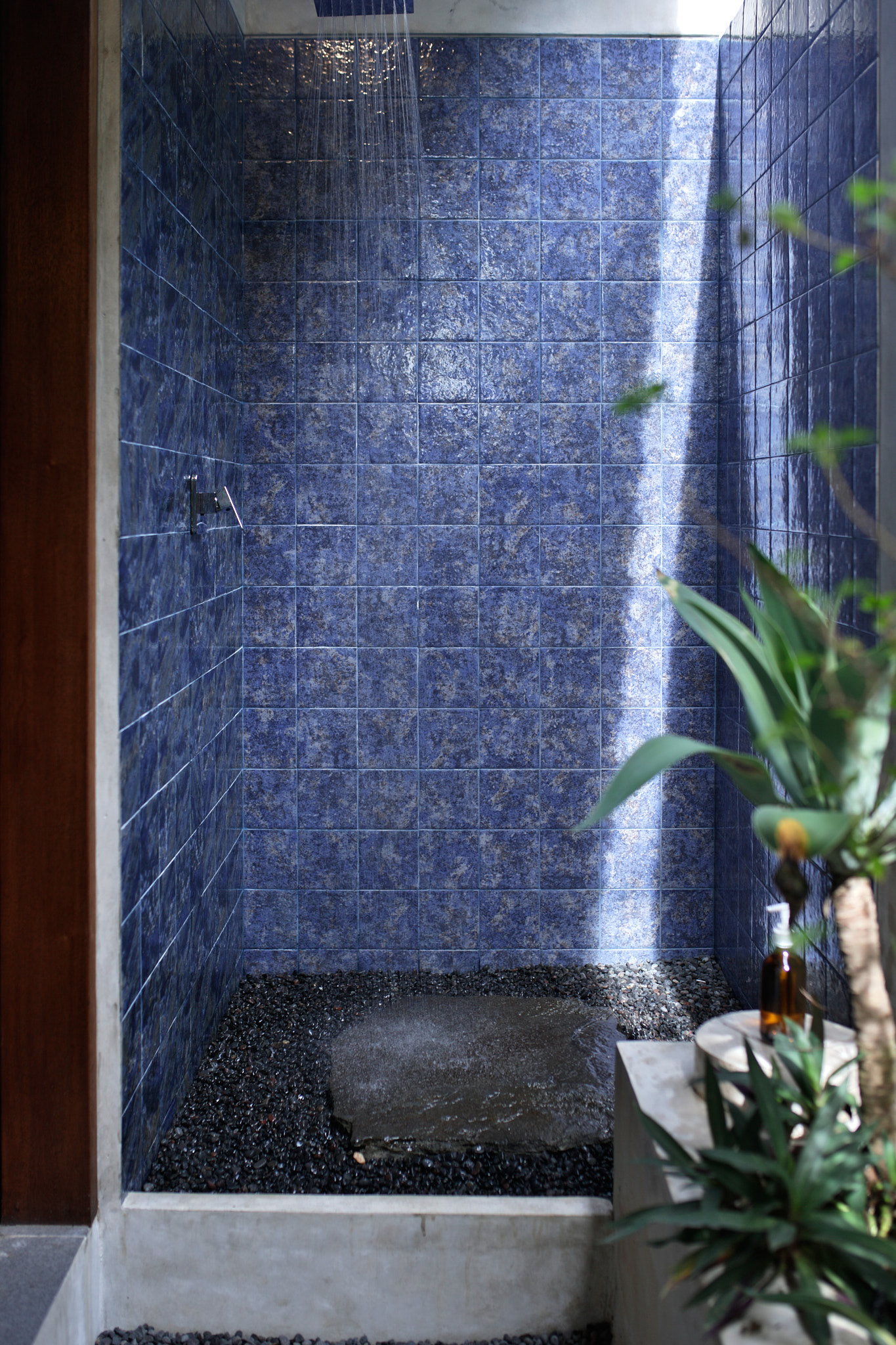 Minimalist bedroom at Lita Hytte Kedungu villa designed for couples and slow travel