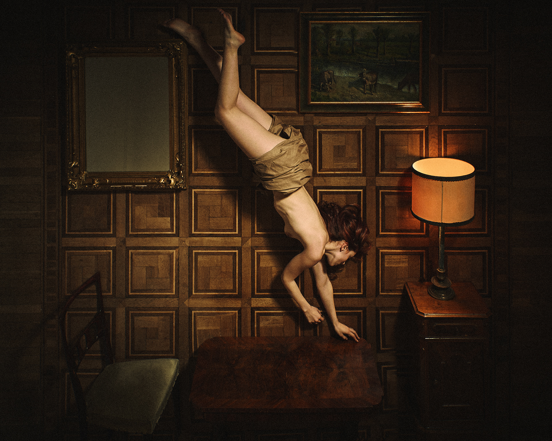 Fotografia artistica creativa surreale chiaroscuro