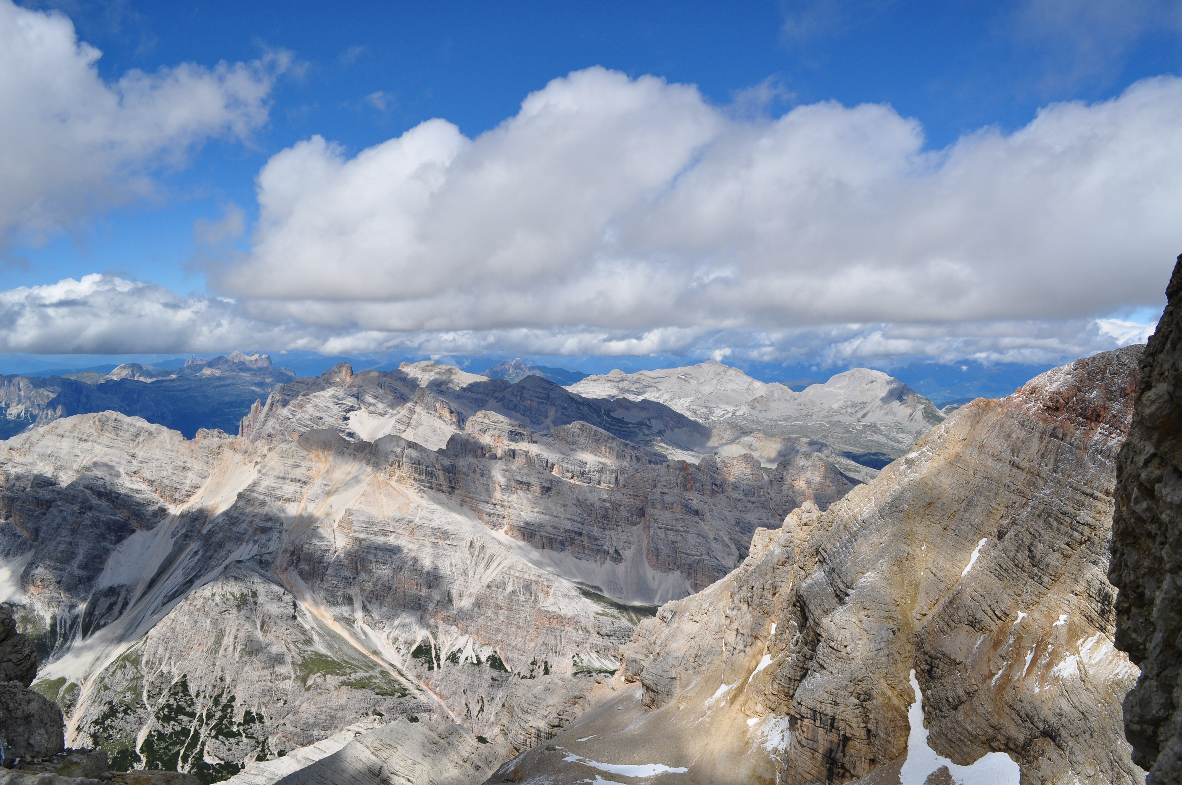 Panorama da cima Tofana 