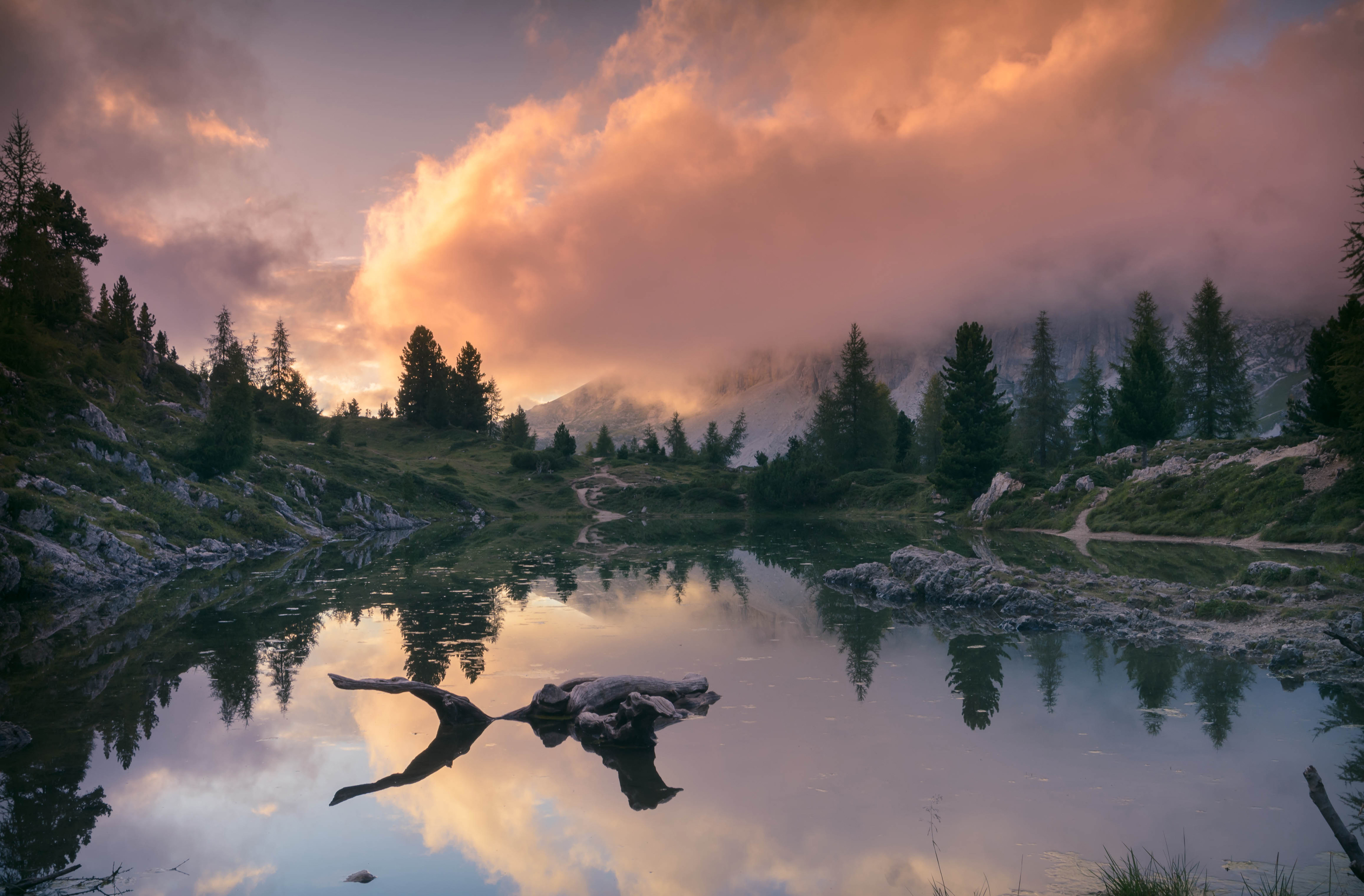 Tramonto  al lago di Limides