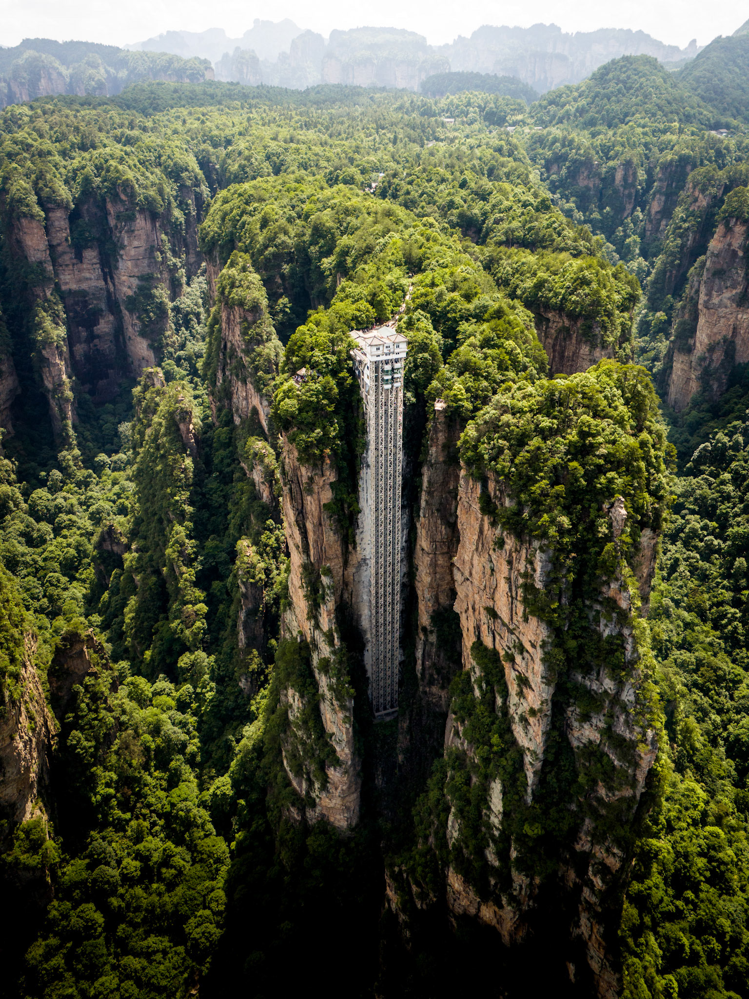 World Record: Largest Outdoor Elevator