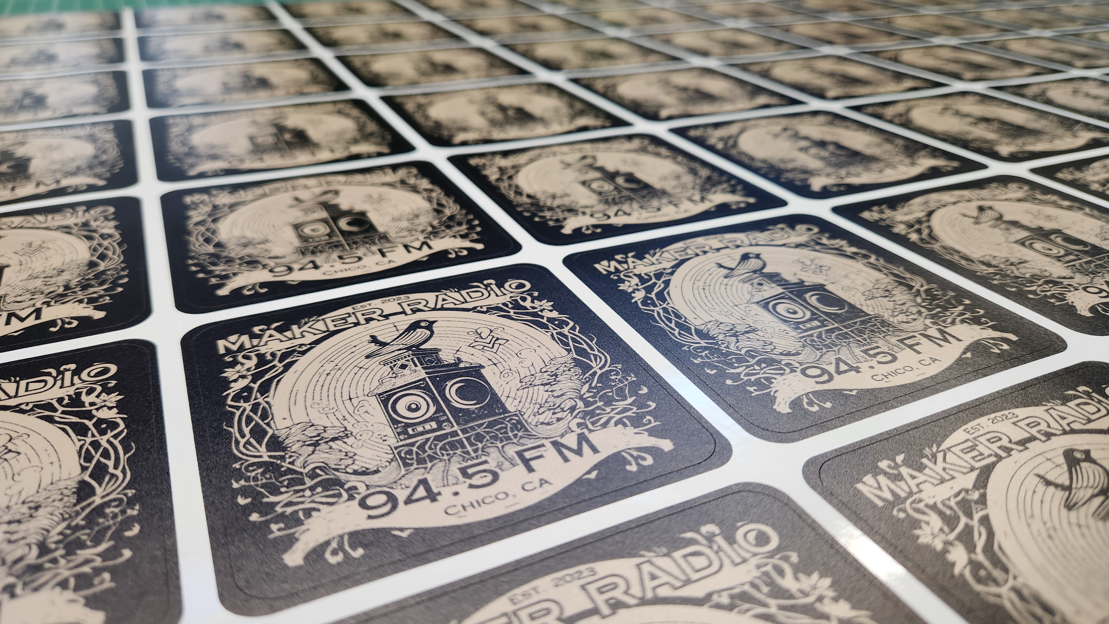 Close up of a large 800 sticker print job, showing the CutContour