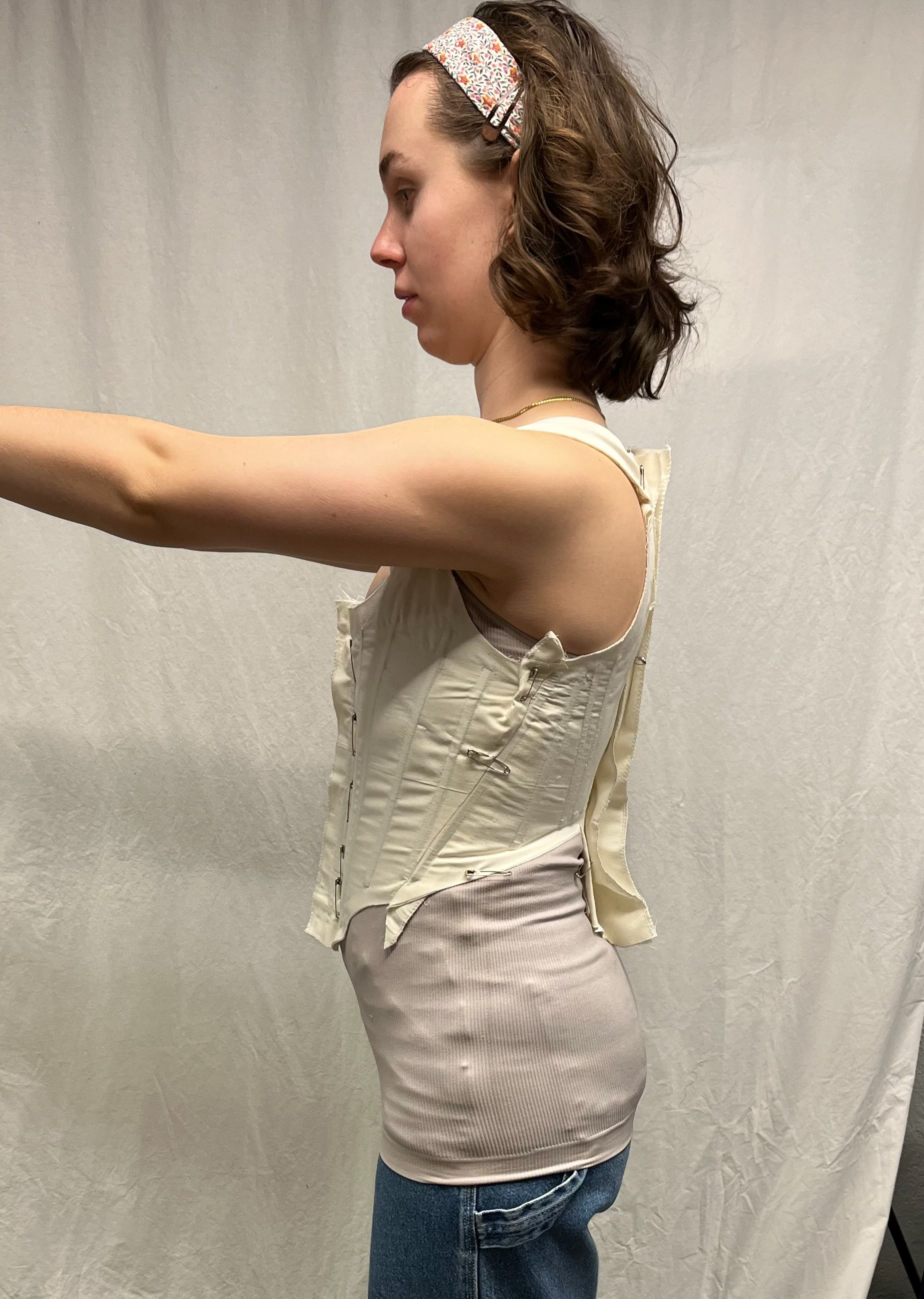 Zoe Mockup Fitting Side