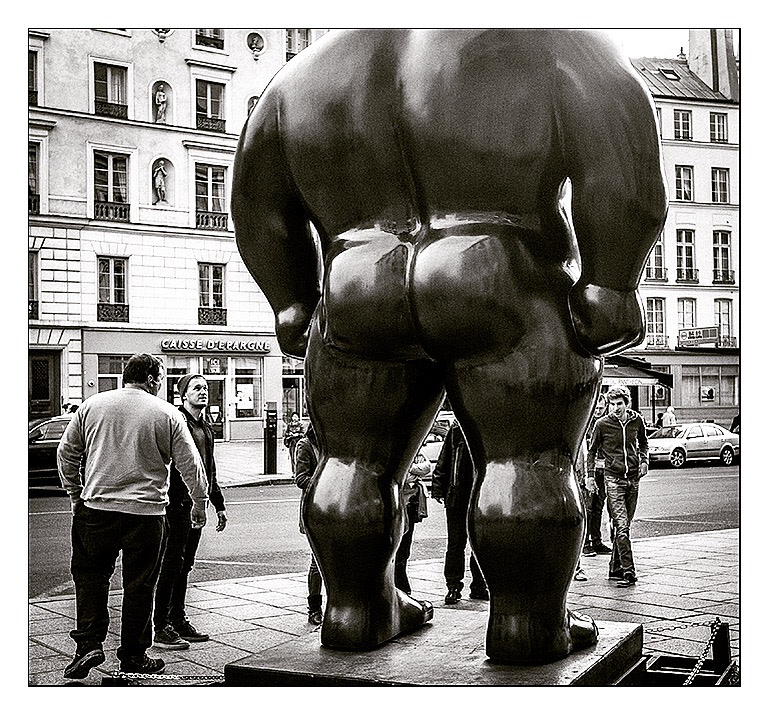 Avoir les épaules larges