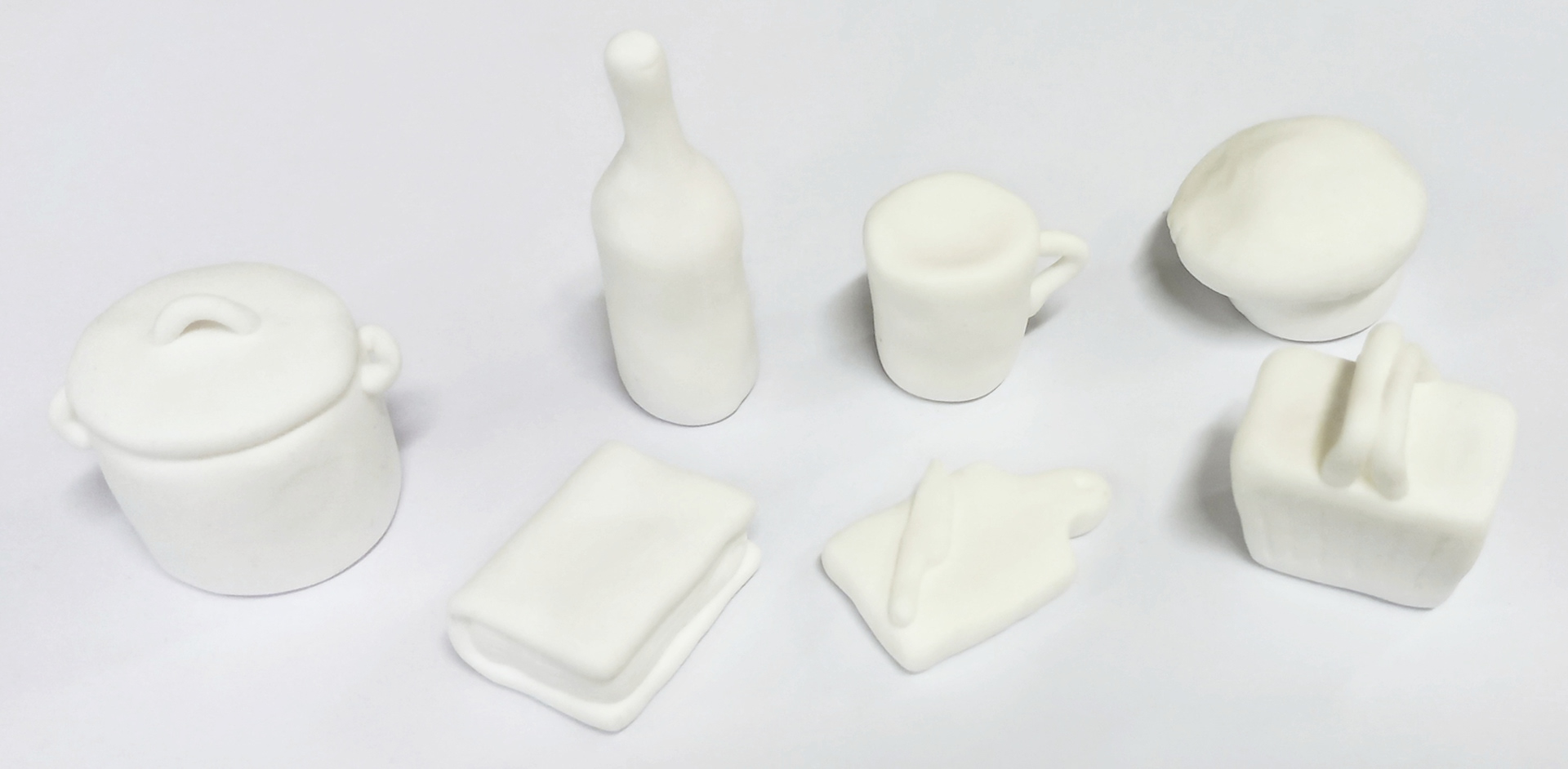 Various cooking related game pawns