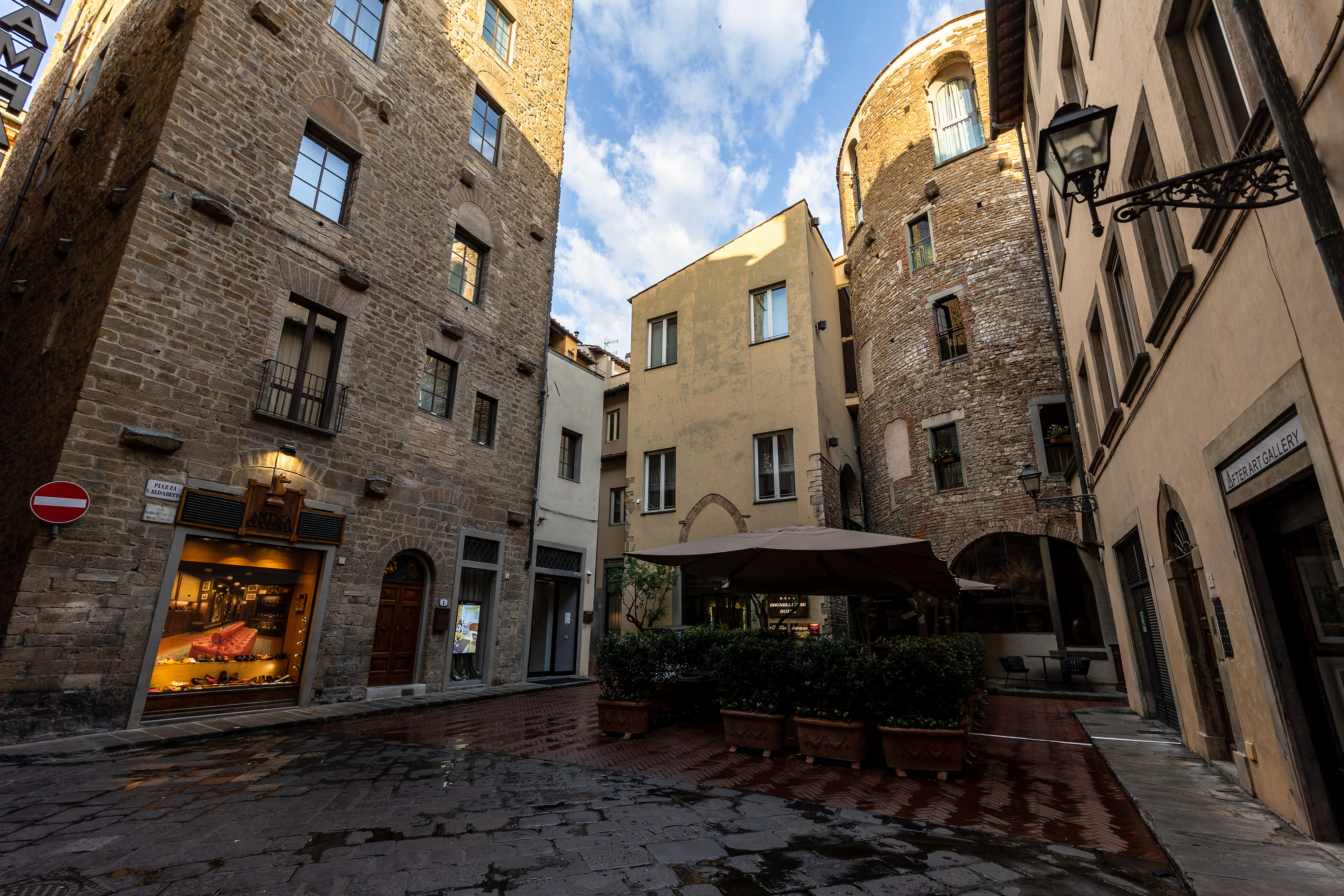 Hotel Brunelleschi, Firenze Fl, Italy 6-22