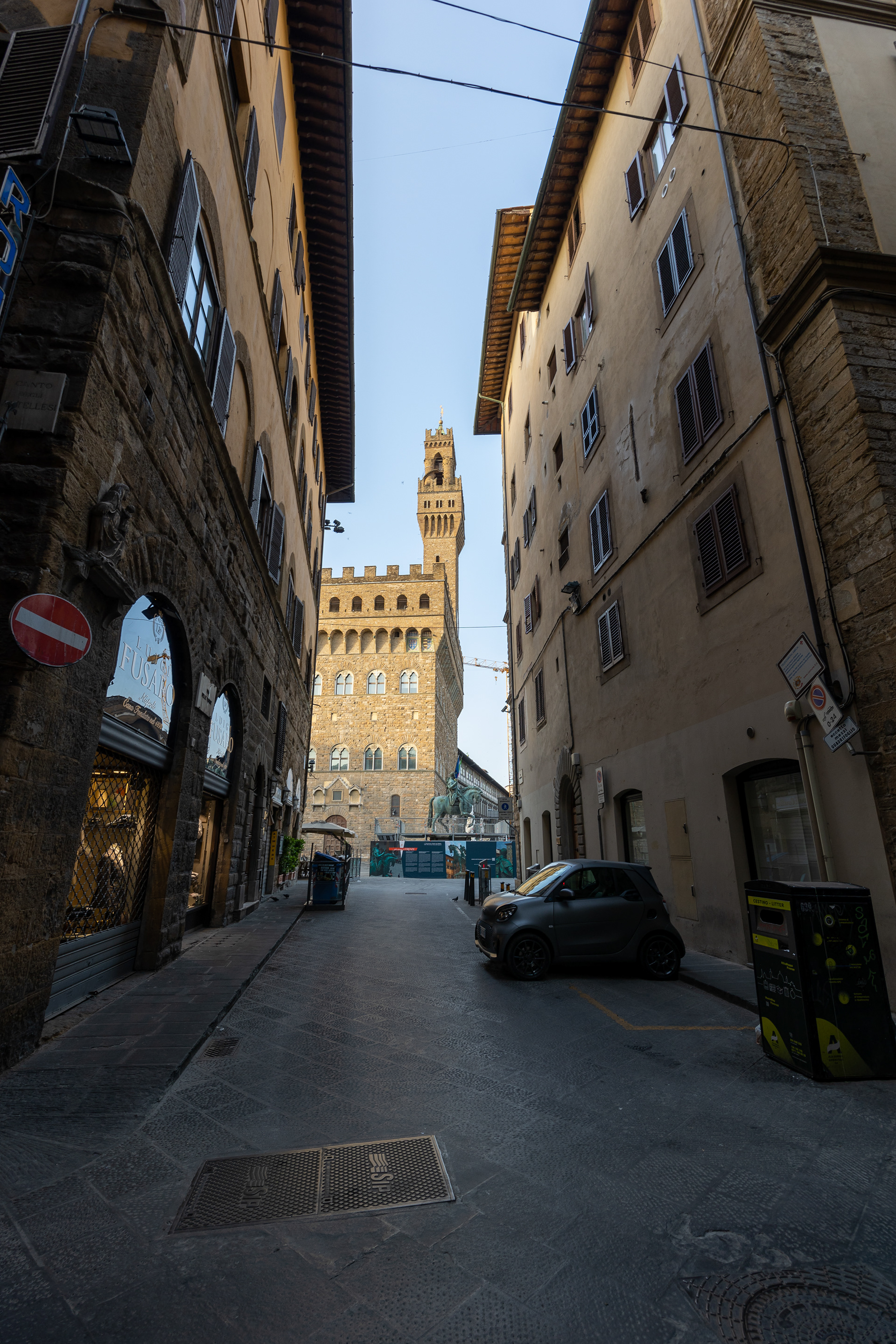 Palazzo Vecchio, Florence Italy 6-22