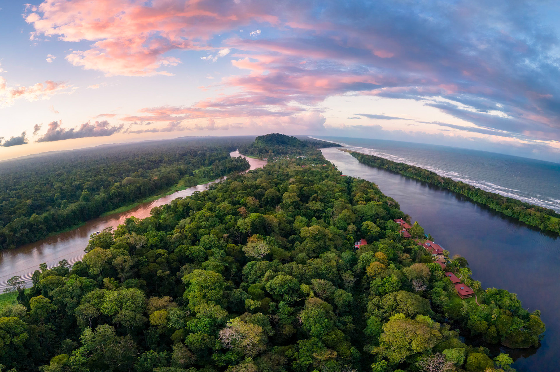 Tortuguero | © Kenneth Vargas