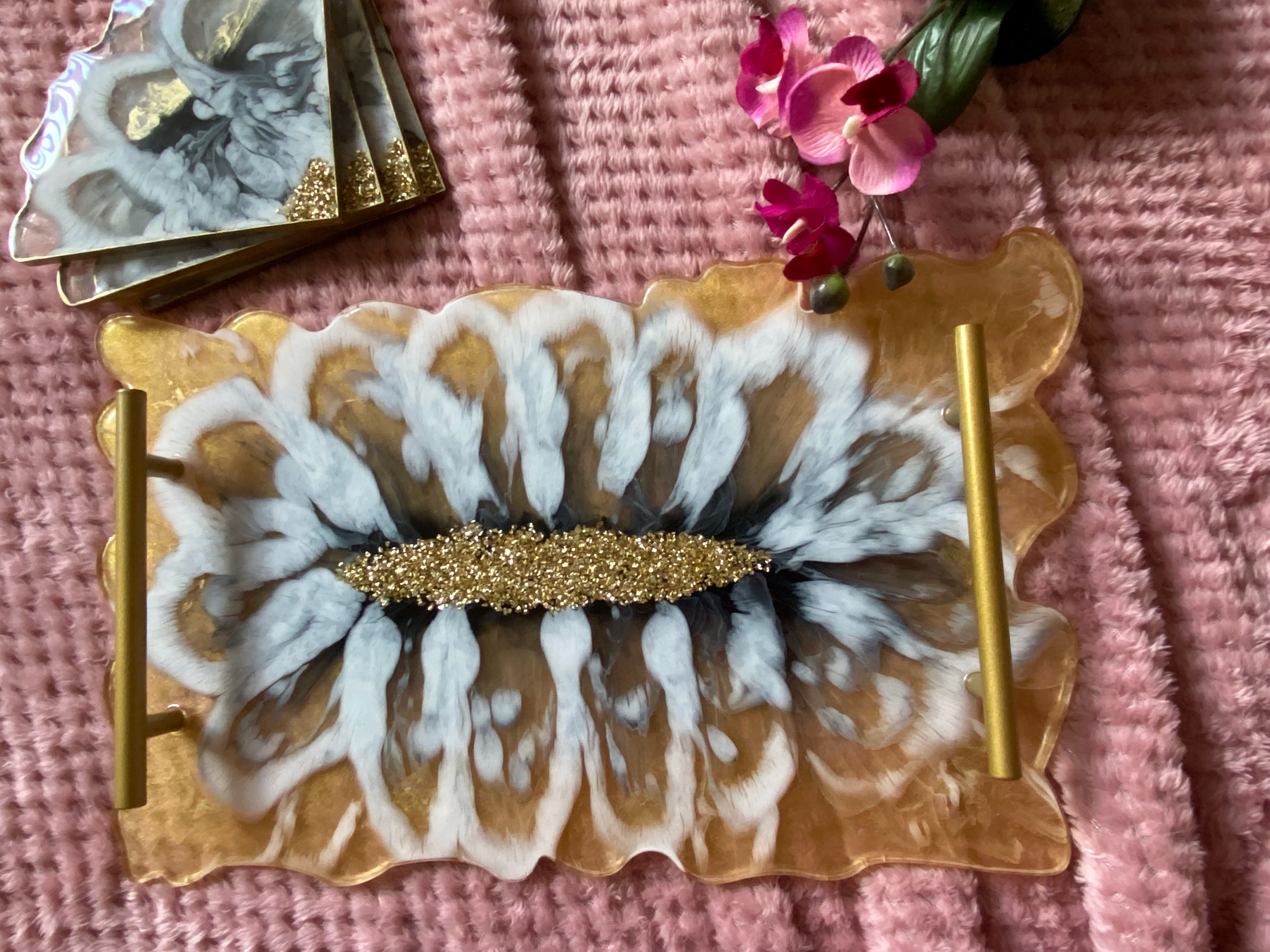 Matching tray and coasters set