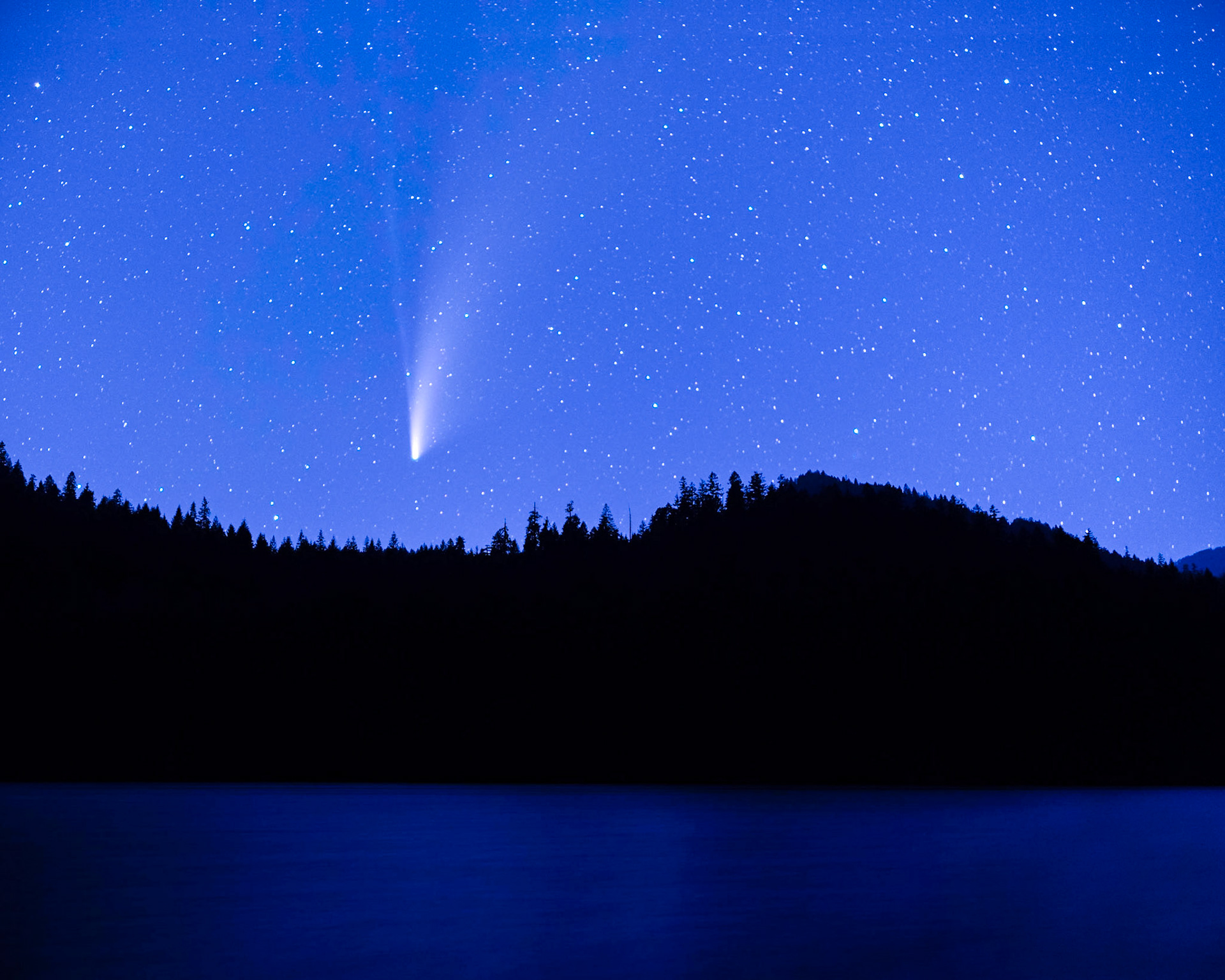 NEOWISE Comet at Blue River Reservoir