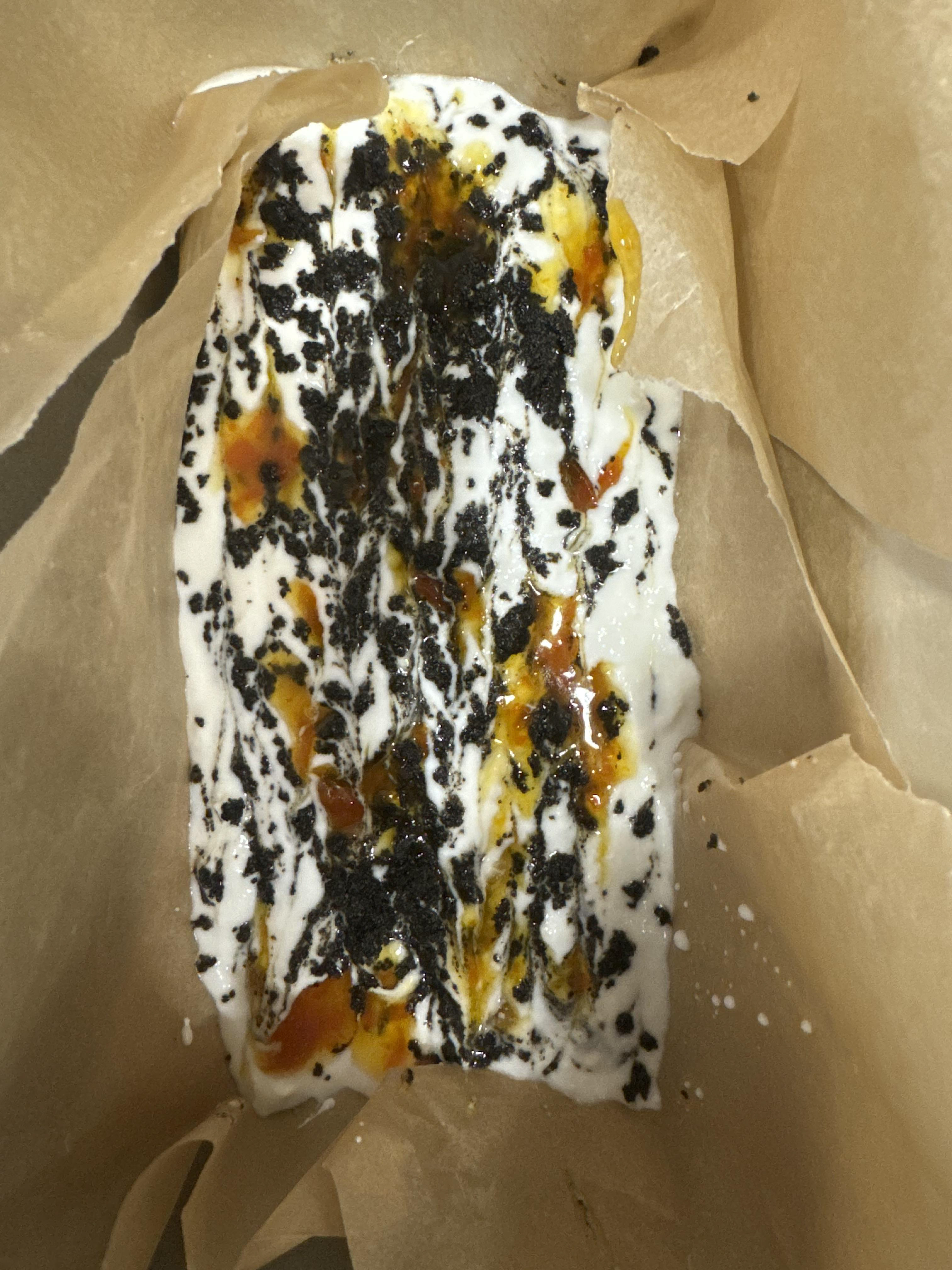 Frozen greek yogurt with black sesame and kumquat jam :)