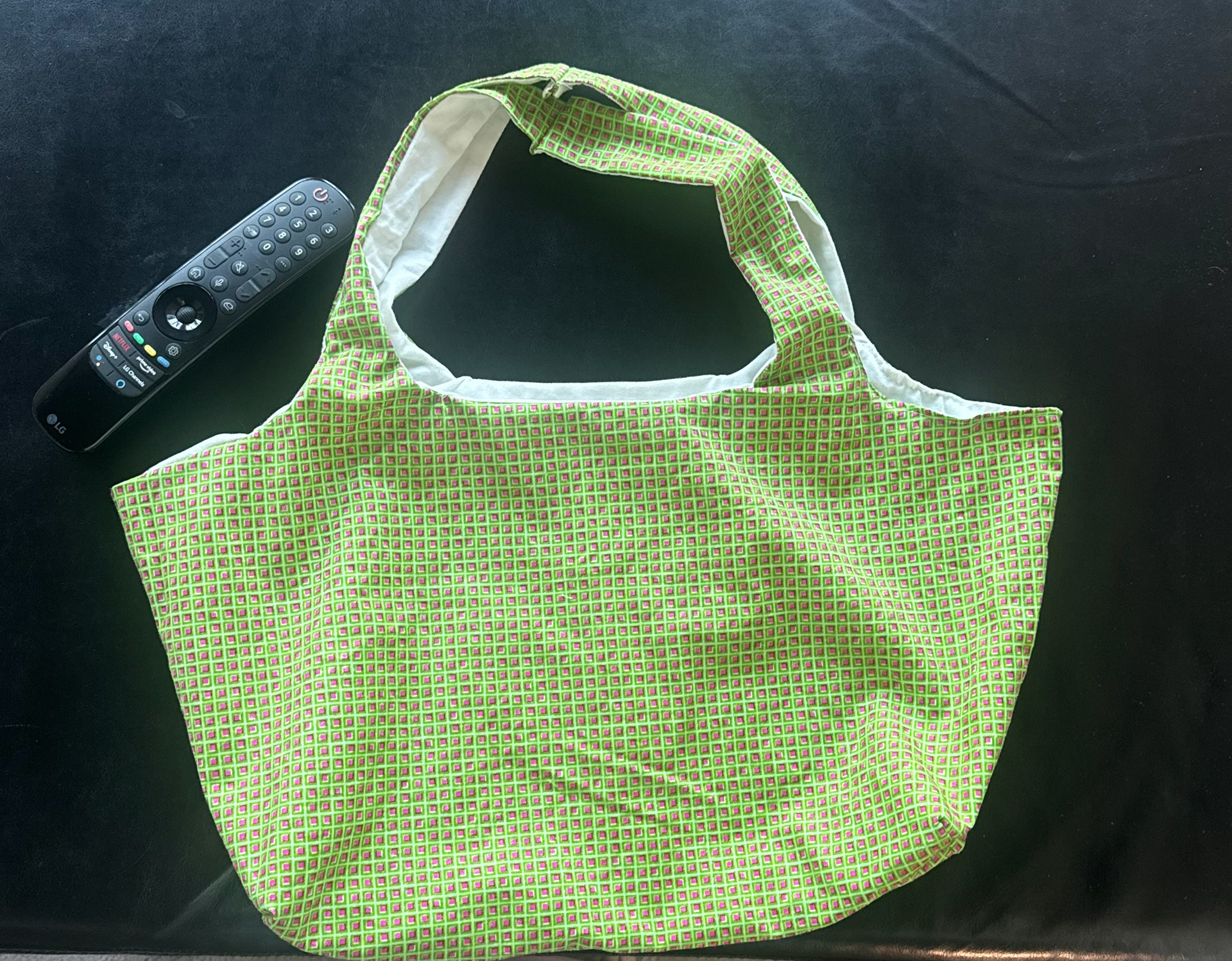 I sewed this bag (2x) for my baby cousins in Korea! I made a third with pleather for the older one but forgot to take a photo :(