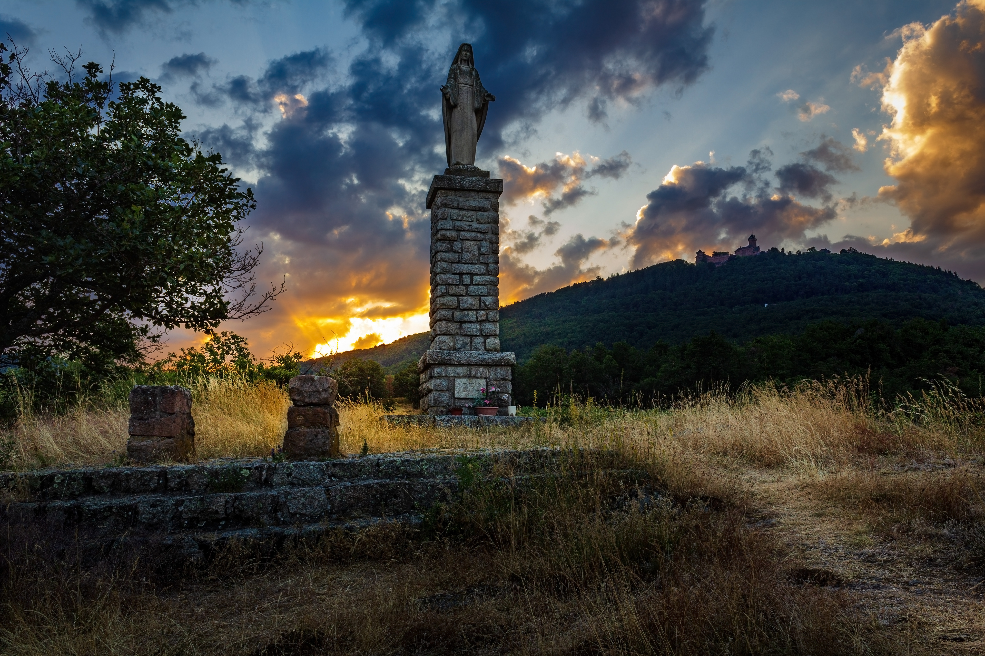 La vierge de Saint-Hippolyte
