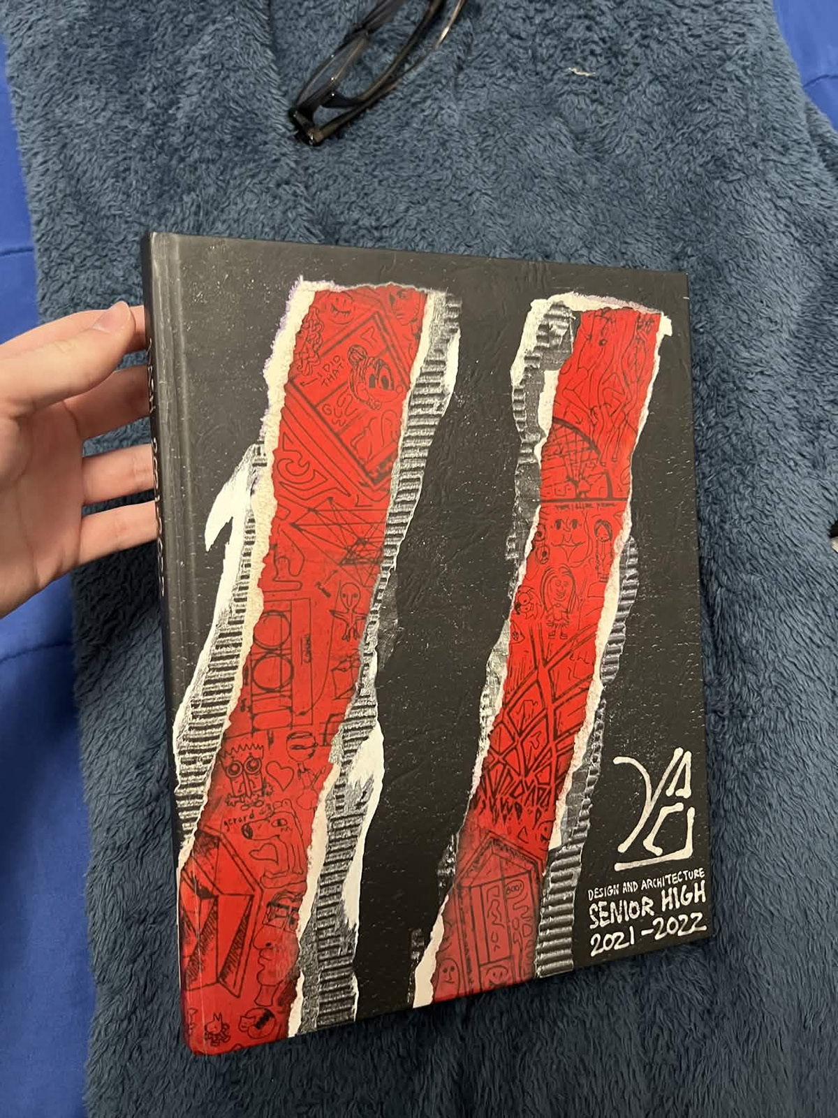 Design & Architecture Senior High 2021-2022 Yearbook [Photo1]