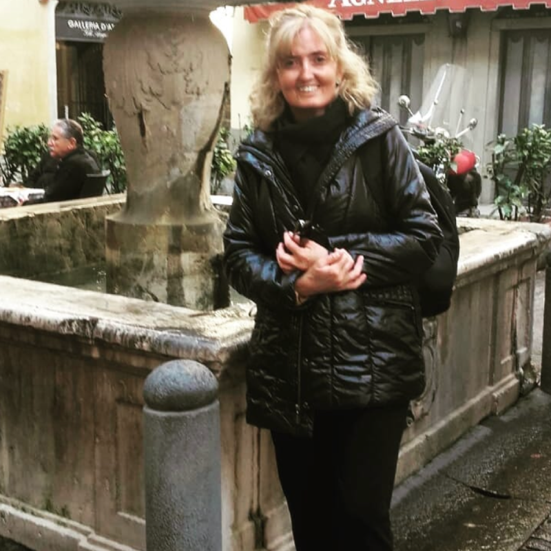 Eugenia STICCONI Ingeniera agrónoma y Mg. en planificación de paisaje, paisajismo y urbanismo. Especialista en planeamiento y medio ambiente. FRUTICULTURA