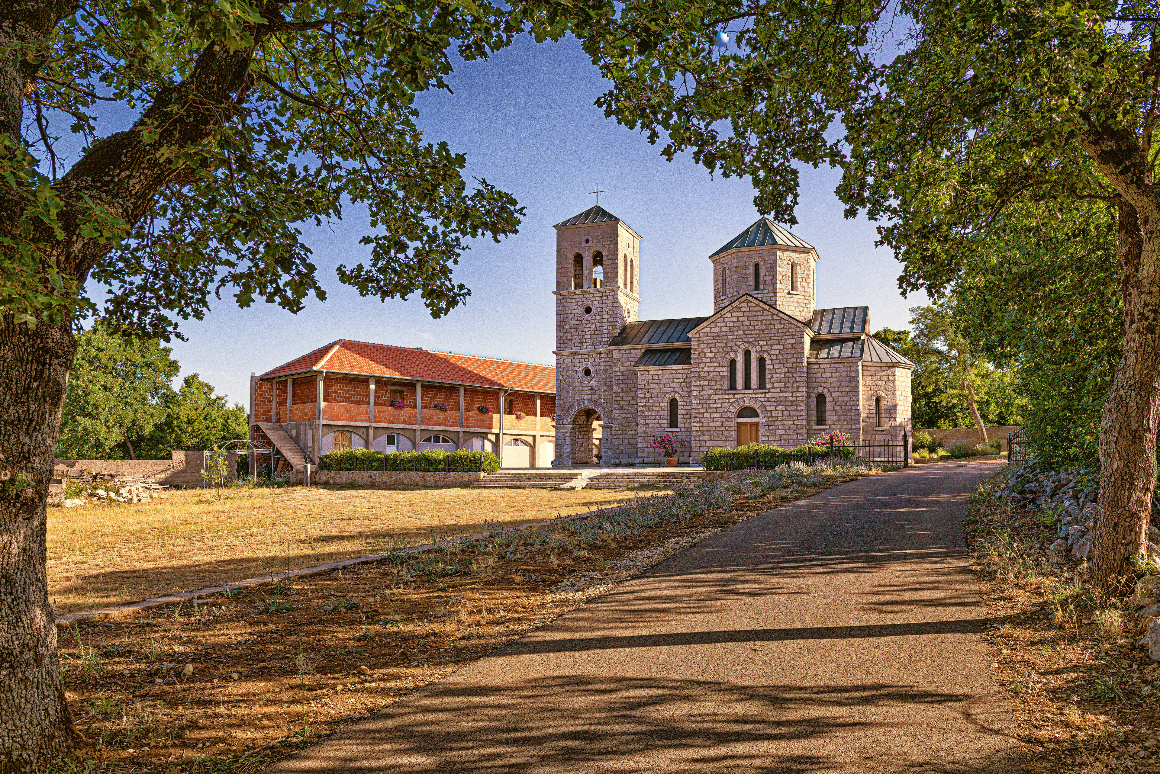 Monastery Ocestvo