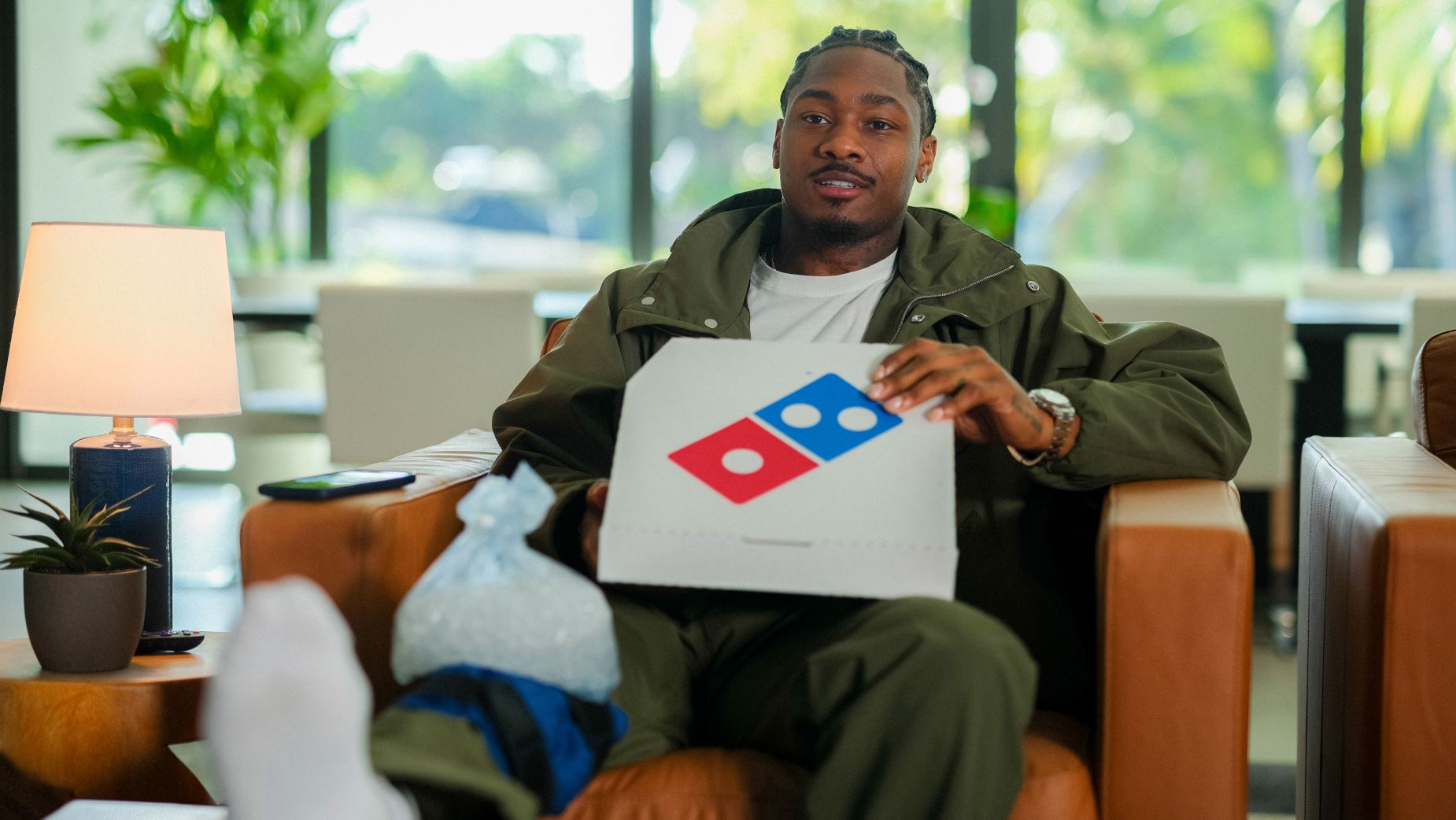 Dominos - Sefon Diggs