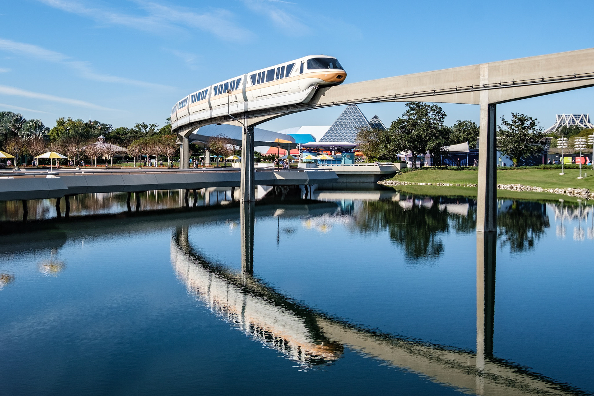 EPCOT, Disneyland