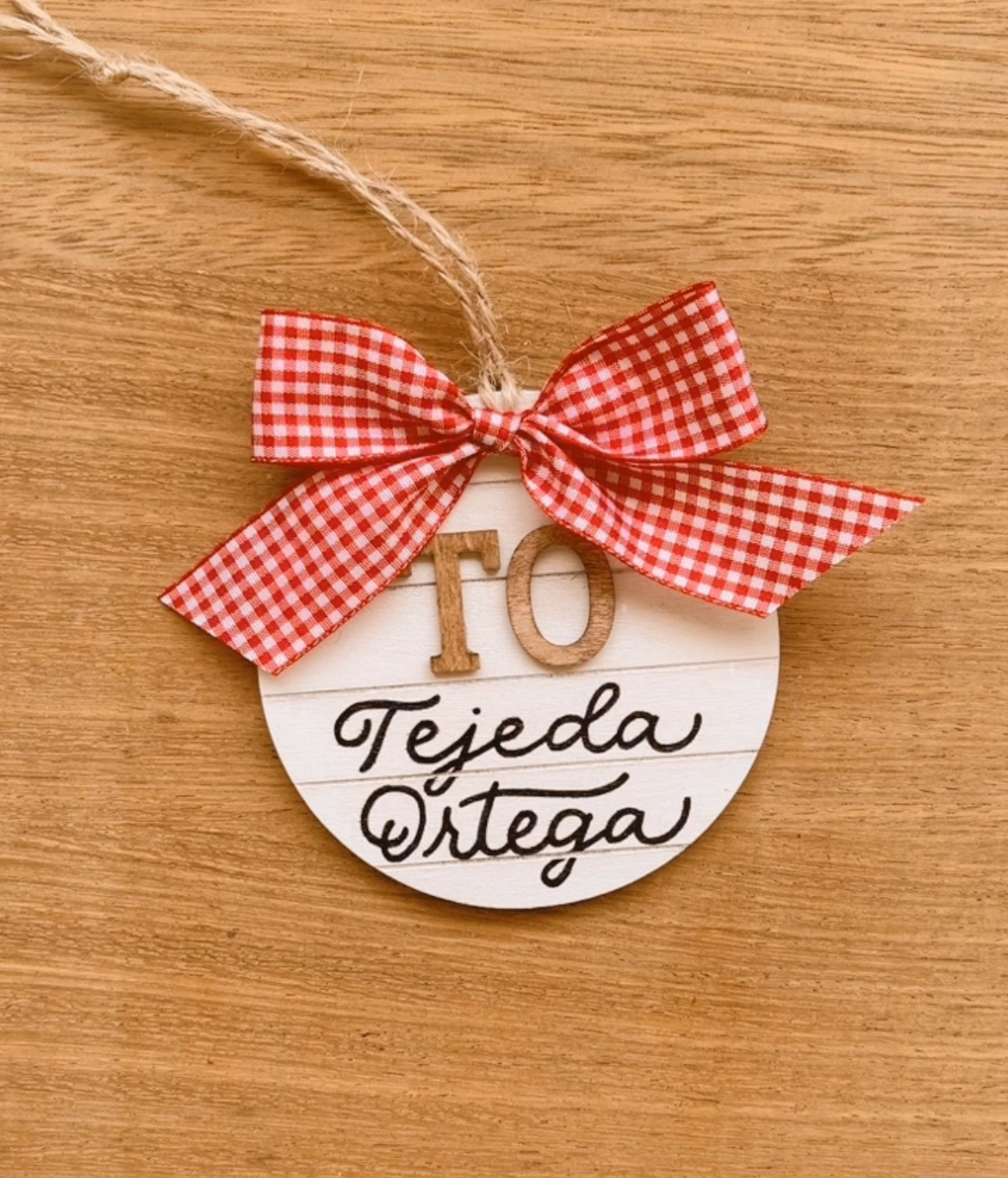 Ornamento de madera | RD$650