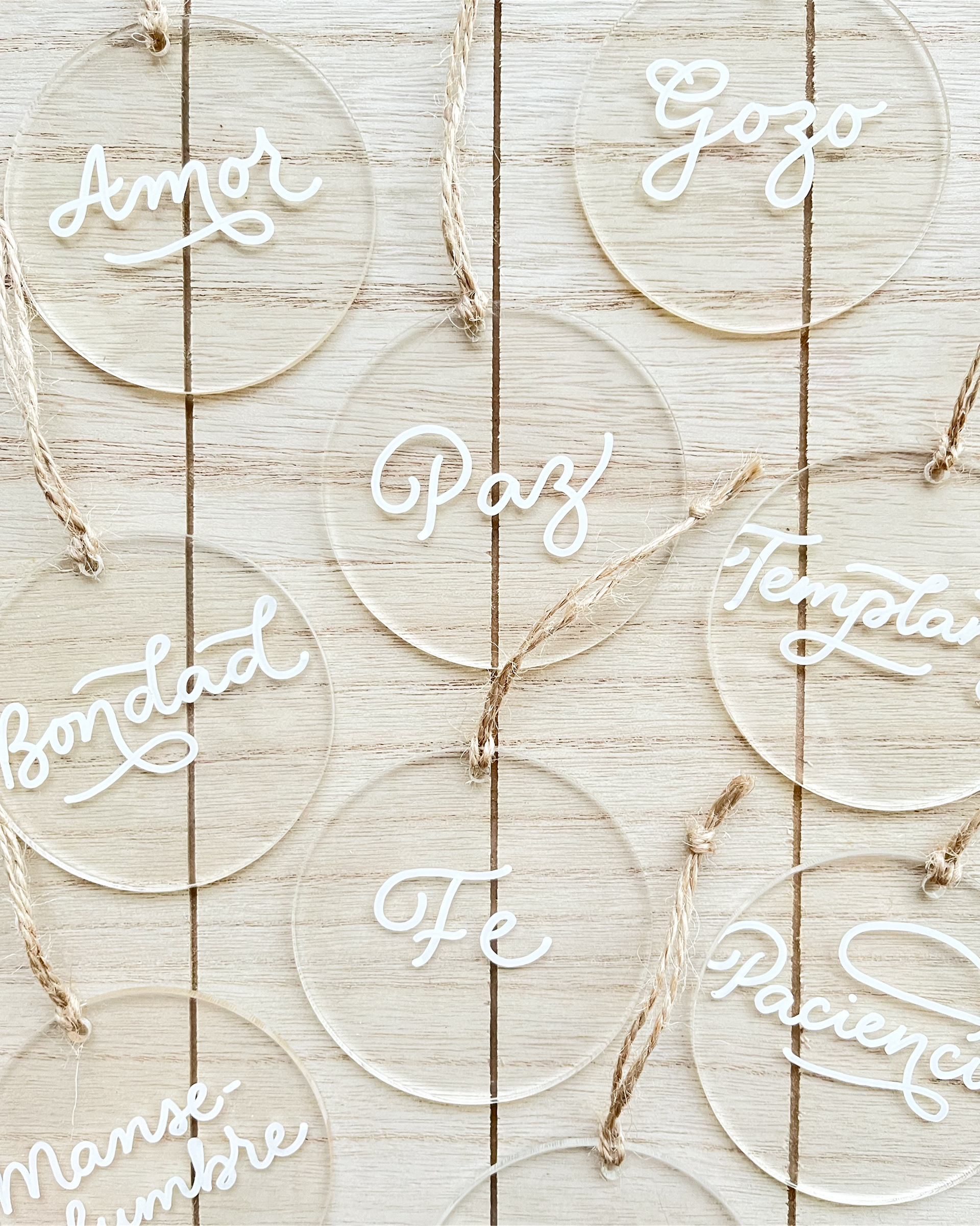 Ornamento sencillo 3" | RD$350