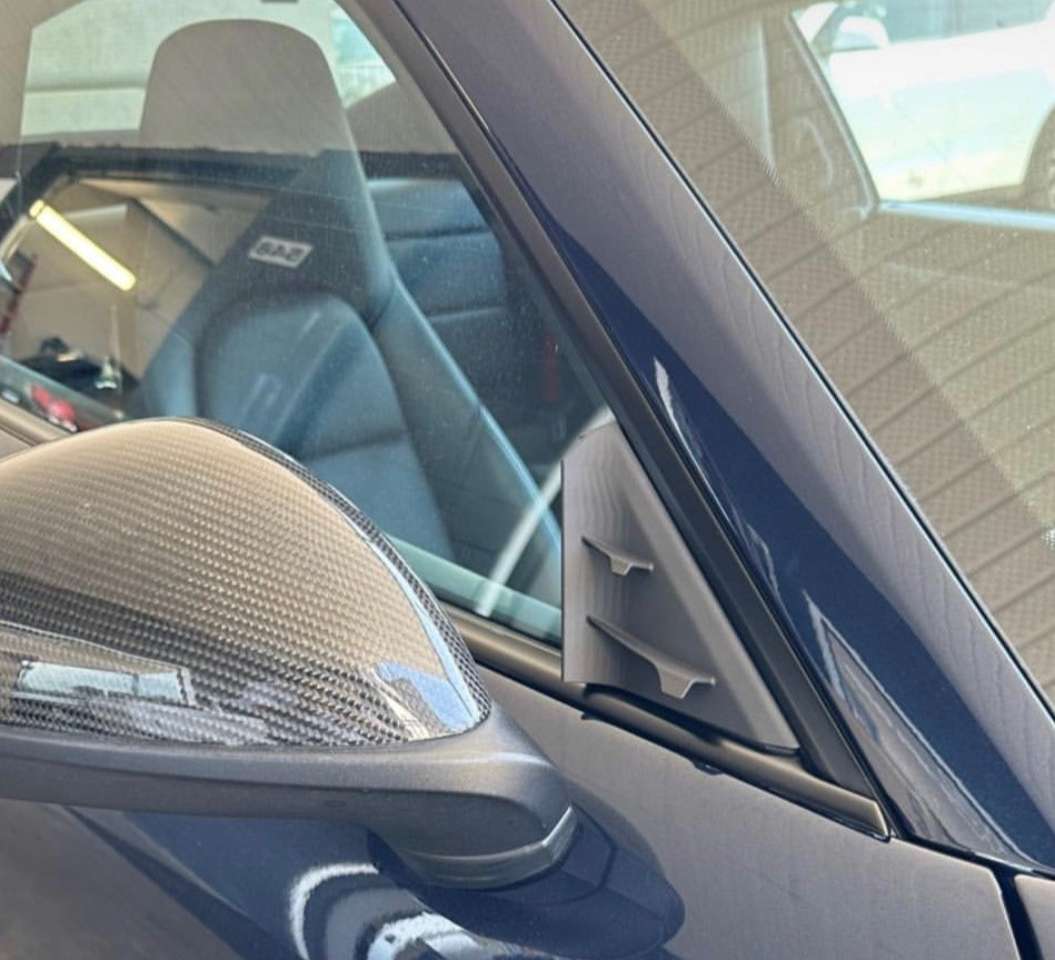 Porsche 911 prototype wind deflector.