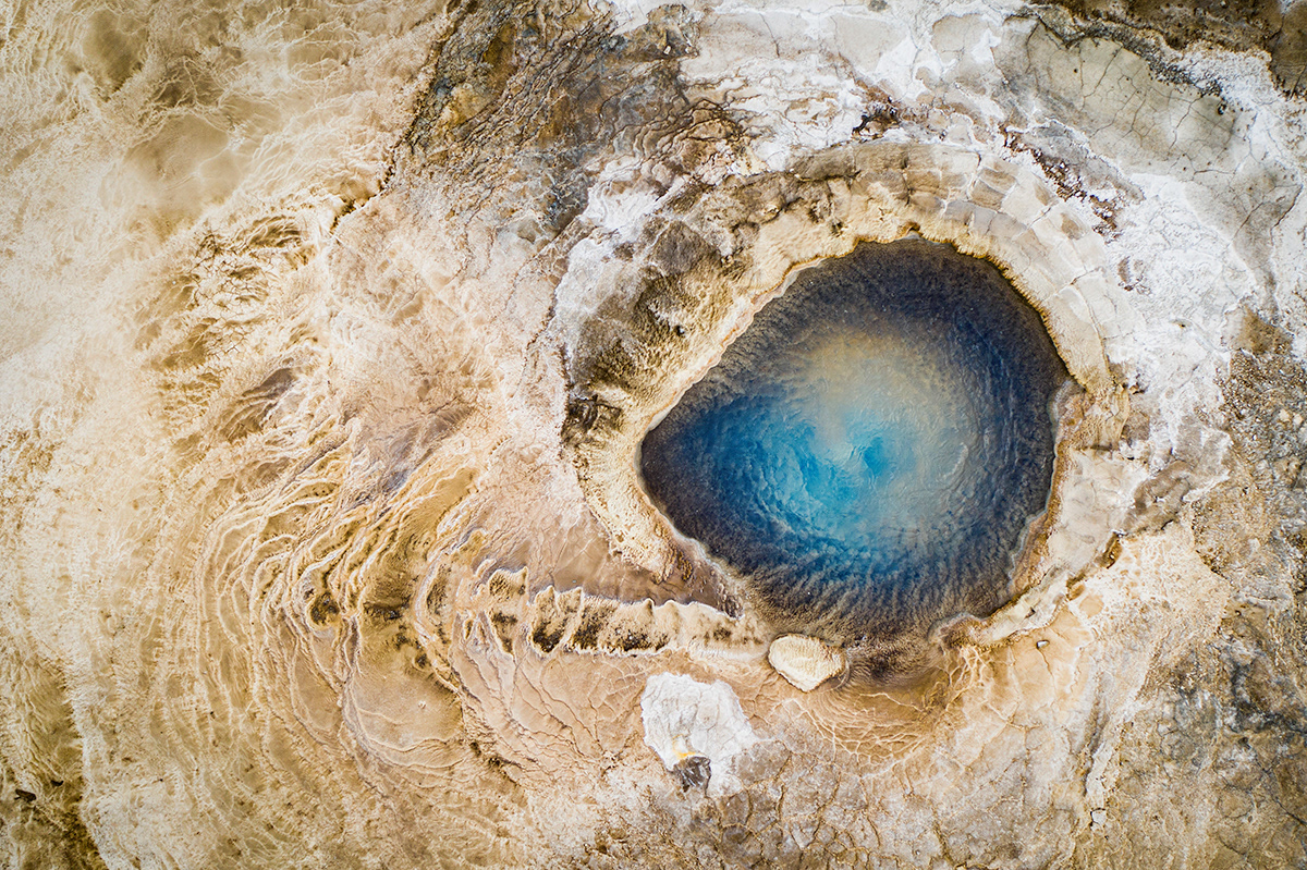 The blue eye in Hveravellir
