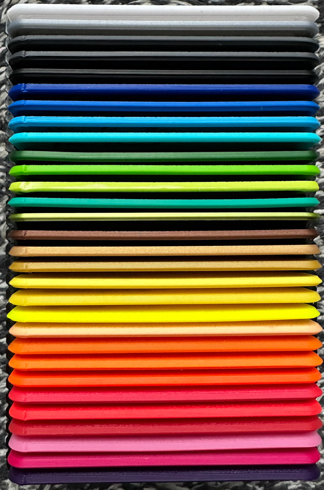 000 FARBEN