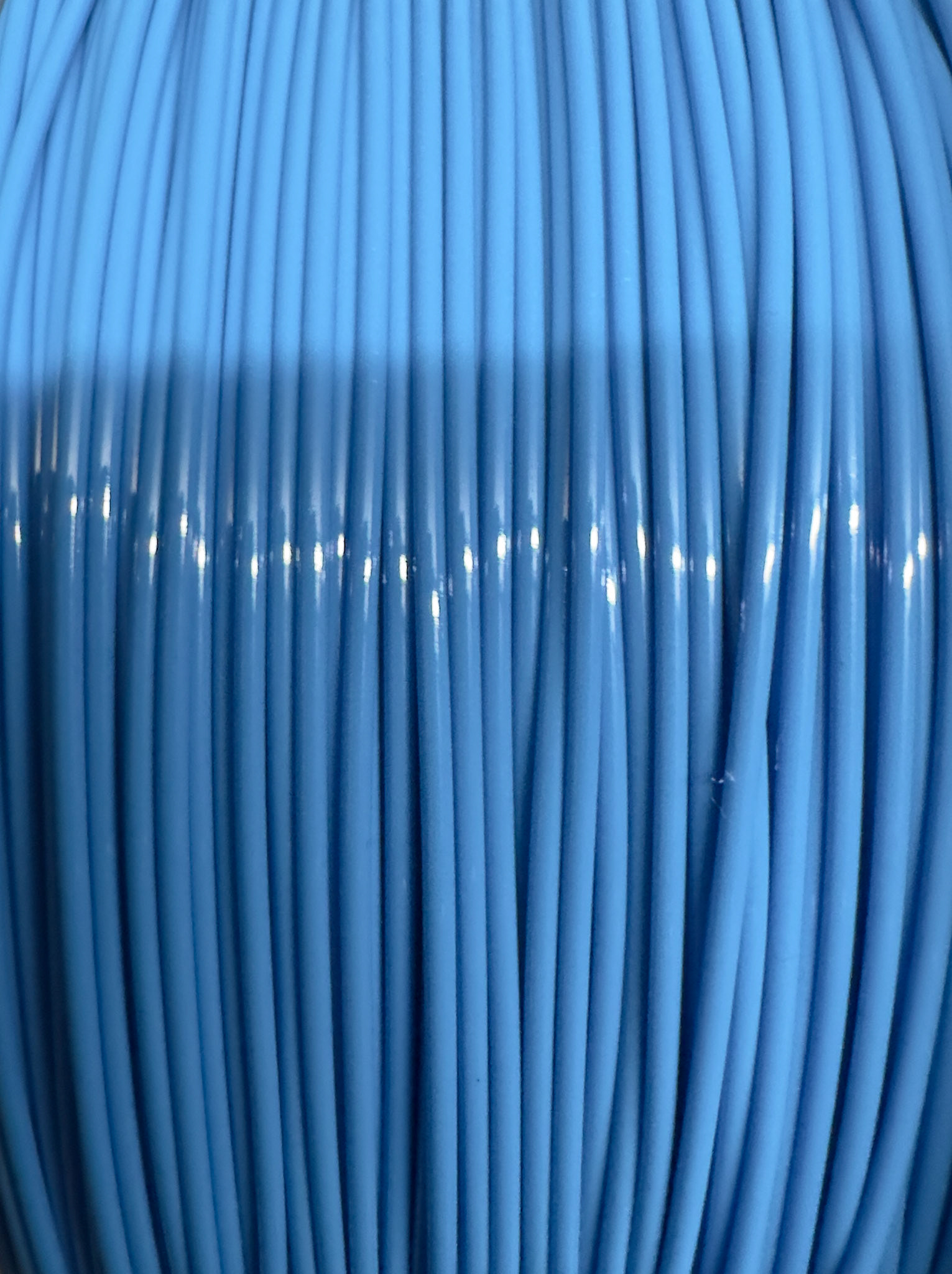 031 HELLBLAU