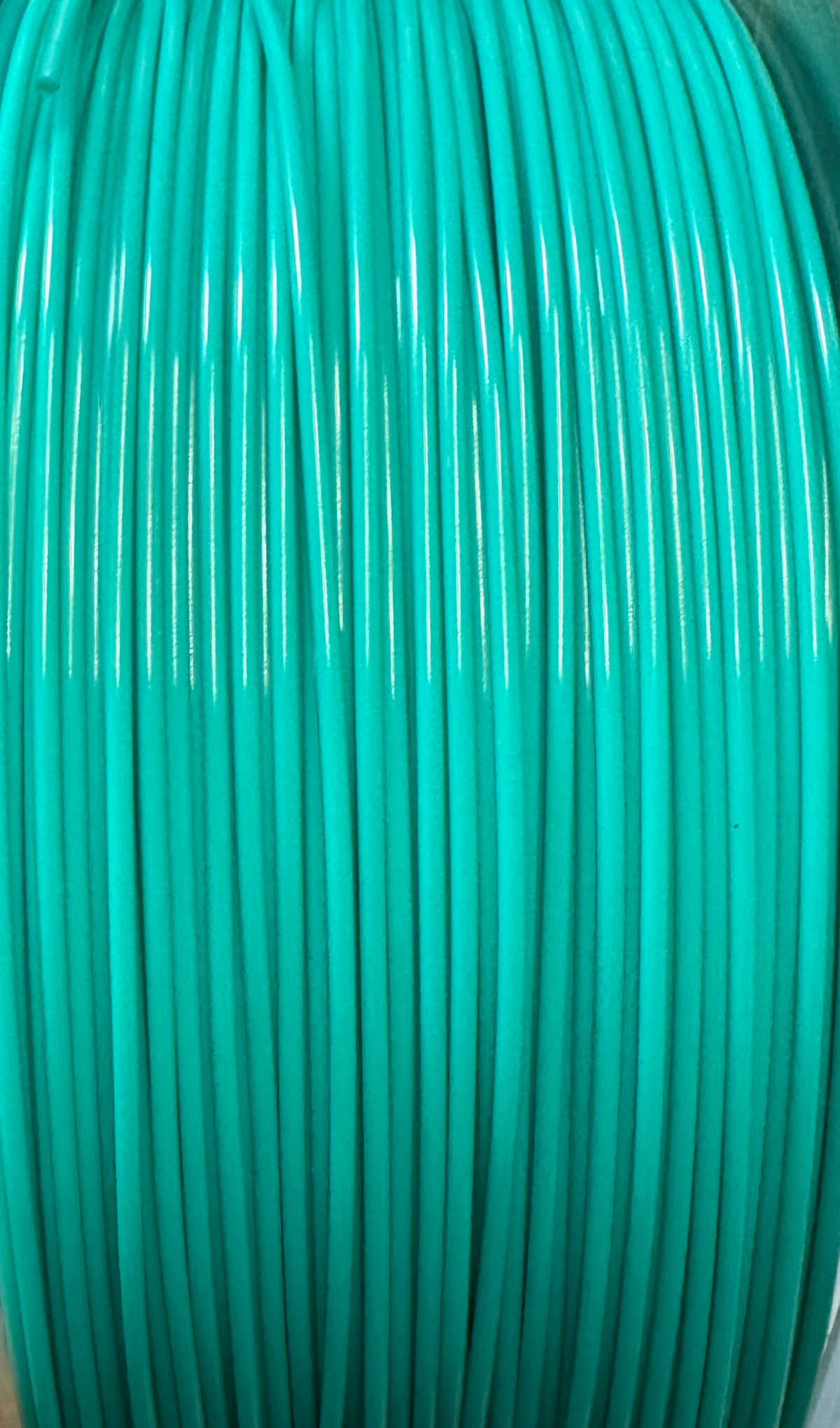 042 SMARAGDGRÜN