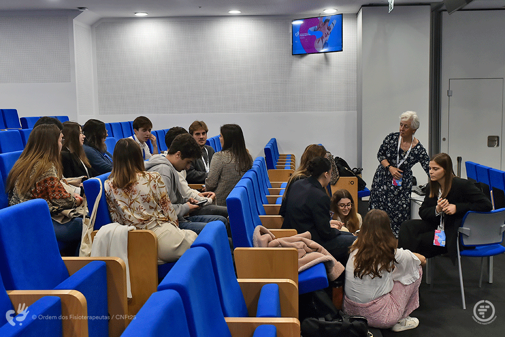 PTE REGIÃO EUROPA WP COM ESTUDANTES FISIOTERAPIA