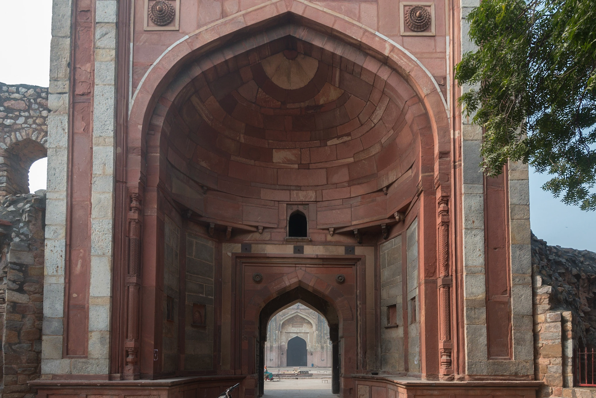 Khair-U'l-Manazir Masjid